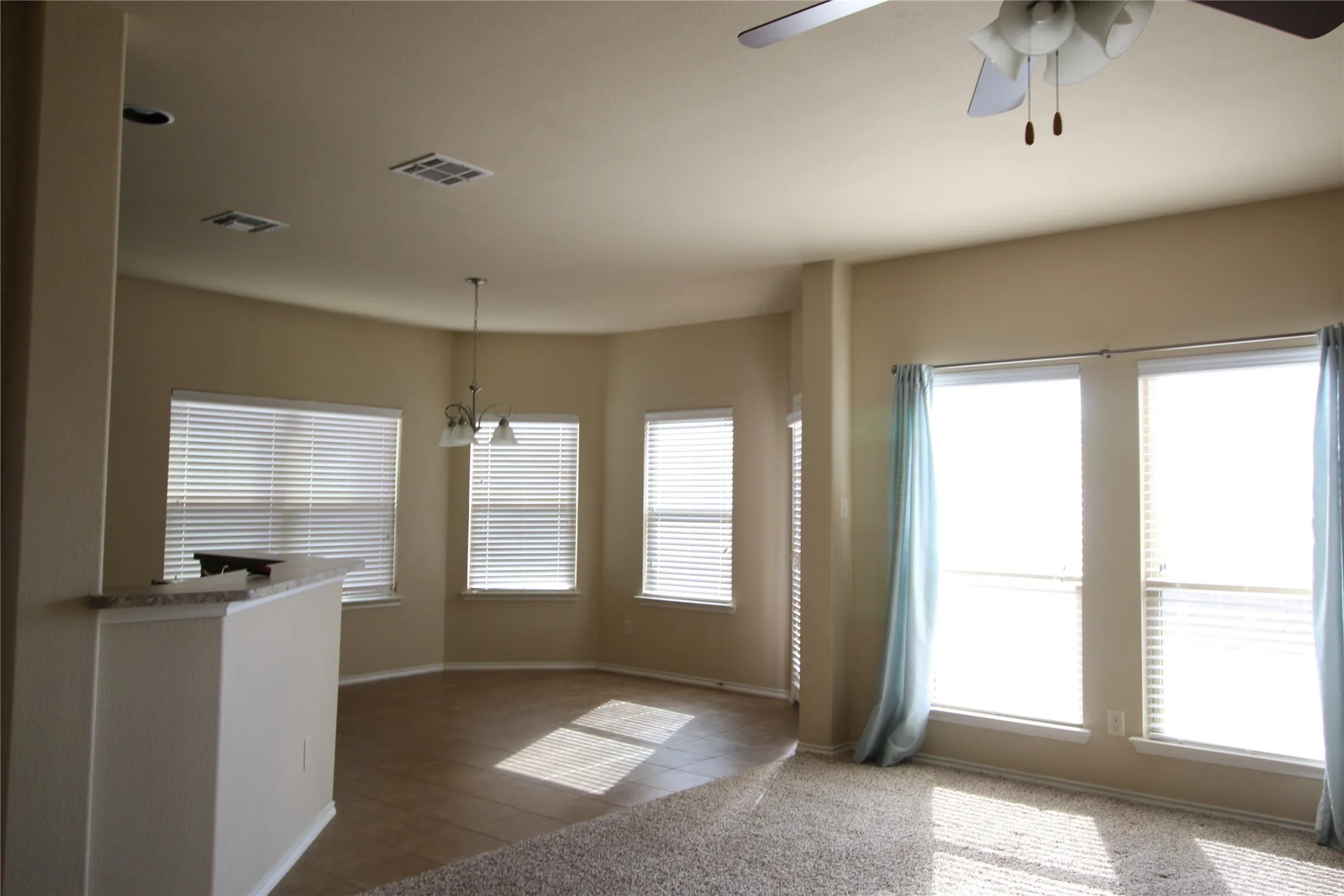 Single Family Residence For Rent in Collin County , 2101 Hickory Trail, Anna, Texas 75409, 4 Bedroom, 3 Bathroom, 2 Garage spaces, 2,748 Sqft, built in 2013, mls#21347961, Real Estate Agent in Anna, Homes For Rent in Collin county, Homes For Rent in Anna, Realtor in Anna Texas, Real Estate Brokerage Independent Realty Texas, Luminita Cordes Realtor