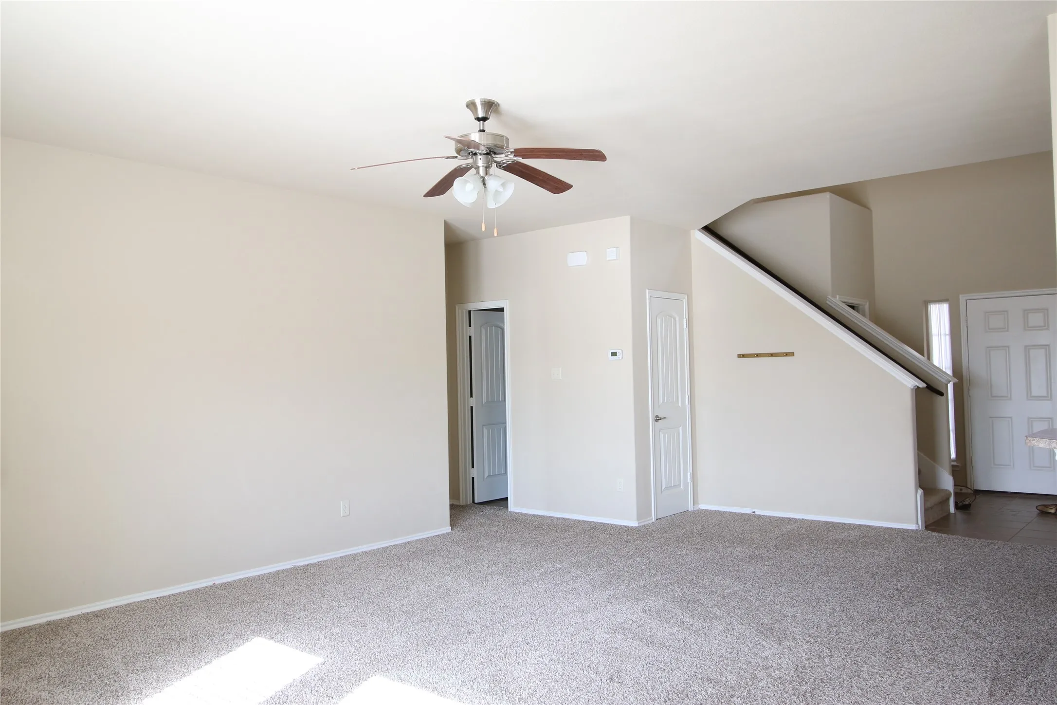 Single Family Residence For Rent in Collin County , 2101 Hickory Trail, Anna, Texas 75409, 4 Bedroom, 3 Bathroom, 2 Garage spaces, 2,748 Sqft, built in 2013, mls#21347961, Real Estate Agent in Anna, Homes For Rent in Collin county, Homes For Rent in Anna, Realtor in Anna Texas, Real Estate Brokerage Independent Realty Texas, Luminita Cordes Realtor