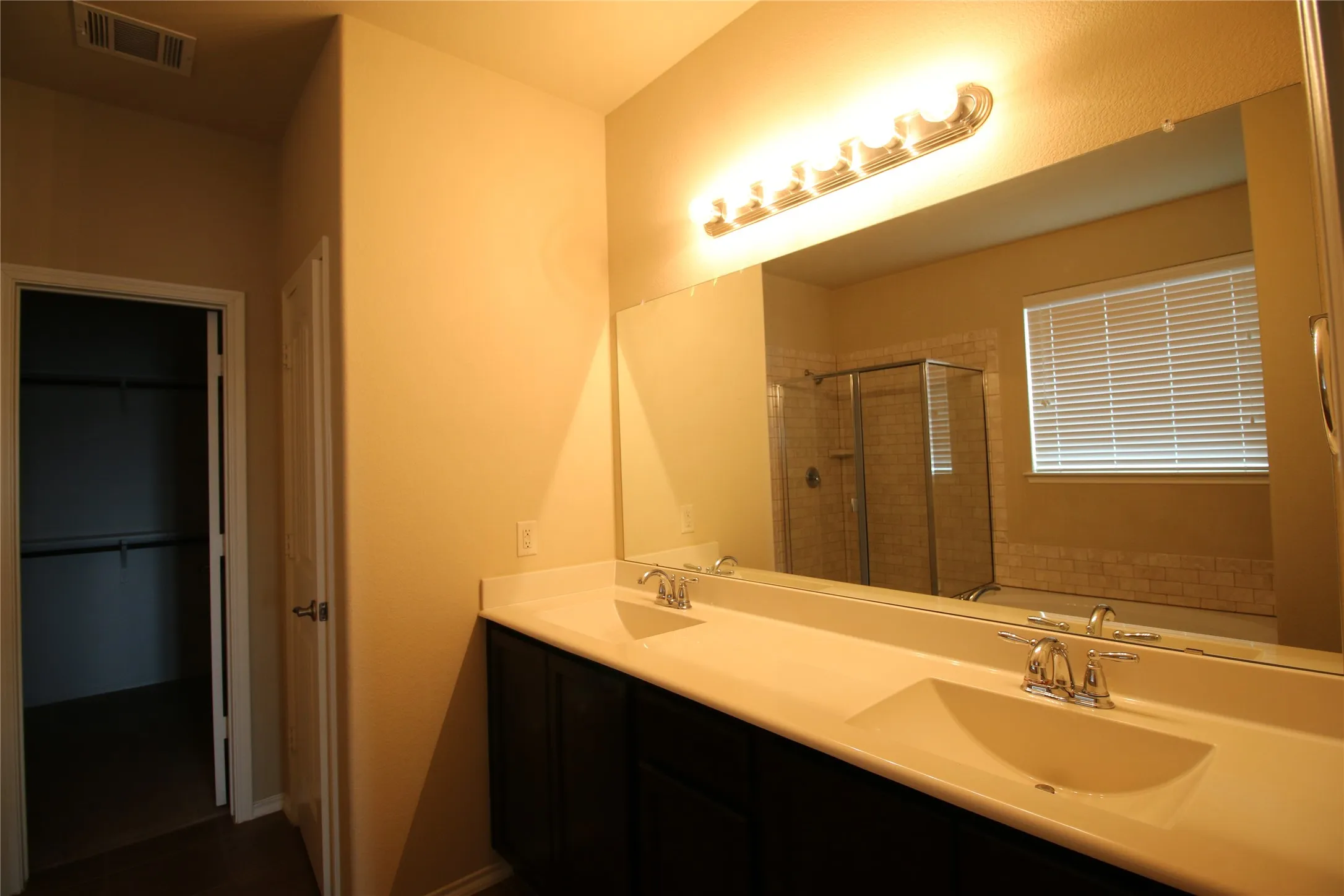 Single Family Residence For Rent in Collin County , 2101 Hickory Trail, Anna, Texas 75409, 4 Bedroom, 3 Bathroom, 2 Garage spaces, 2,748 Sqft, built in 2013, mls#21347961, Real Estate Agent in Anna, Homes For Rent in Collin county, Homes For Rent in Anna, Realtor in Anna Texas, Real Estate Brokerage Independent Realty Texas, Luminita Cordes Realtor