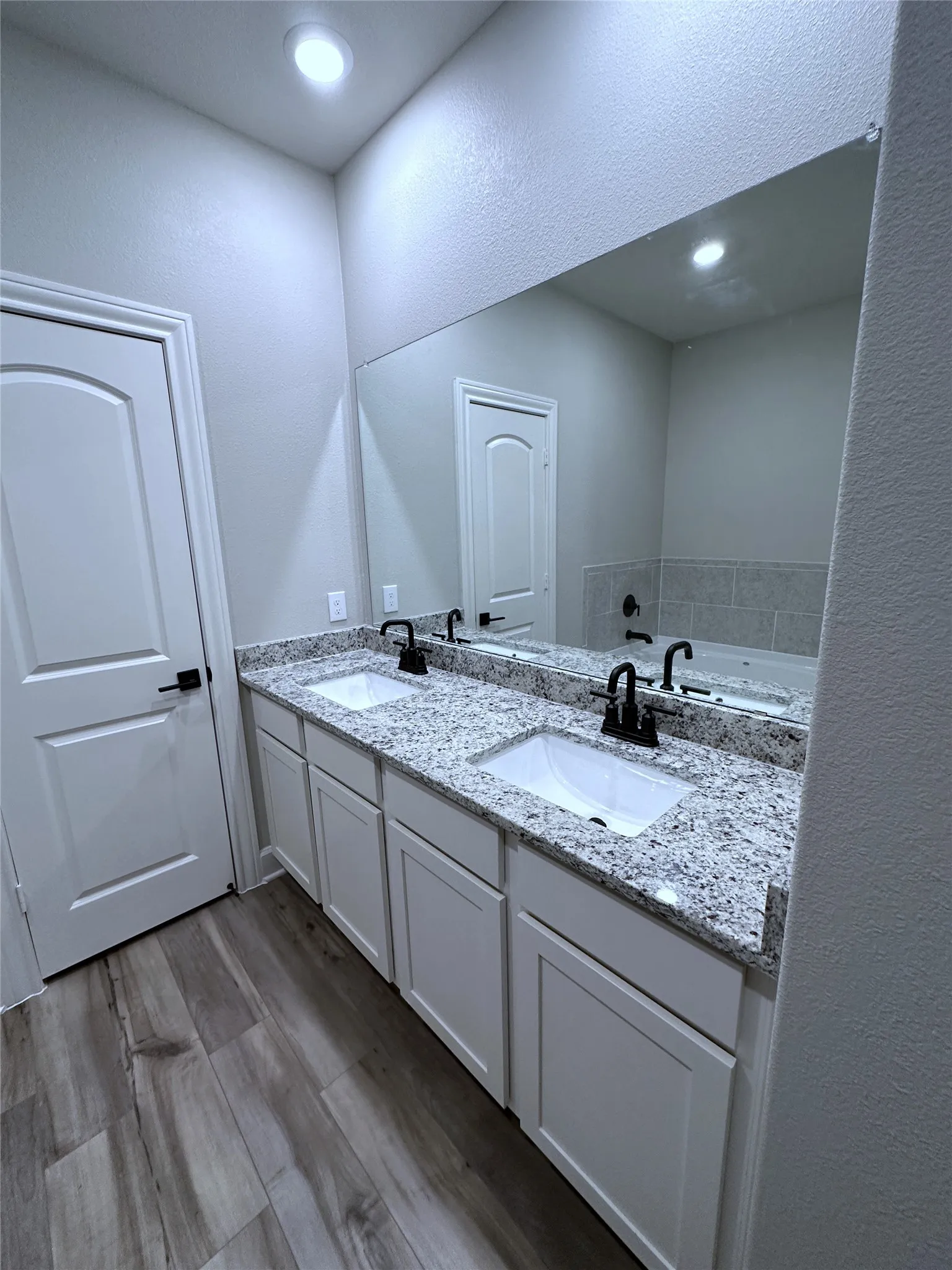 Single Family Residence For Rent in Collin County , 2024 Brentwood Drive, Anna, Texas 75409, 4 Bedroom, 2 Bathroom, 1 Garage spaces, 2,006 Sqft, built in 2024, mls#21347985, Real Estate Agent in Anna, Homes For Rent in Collin county, Homes For Rent in Anna, Realtor in Anna Texas, Real Estate Brokerage Independent Realty Texas, Luminita Cordes Realtor