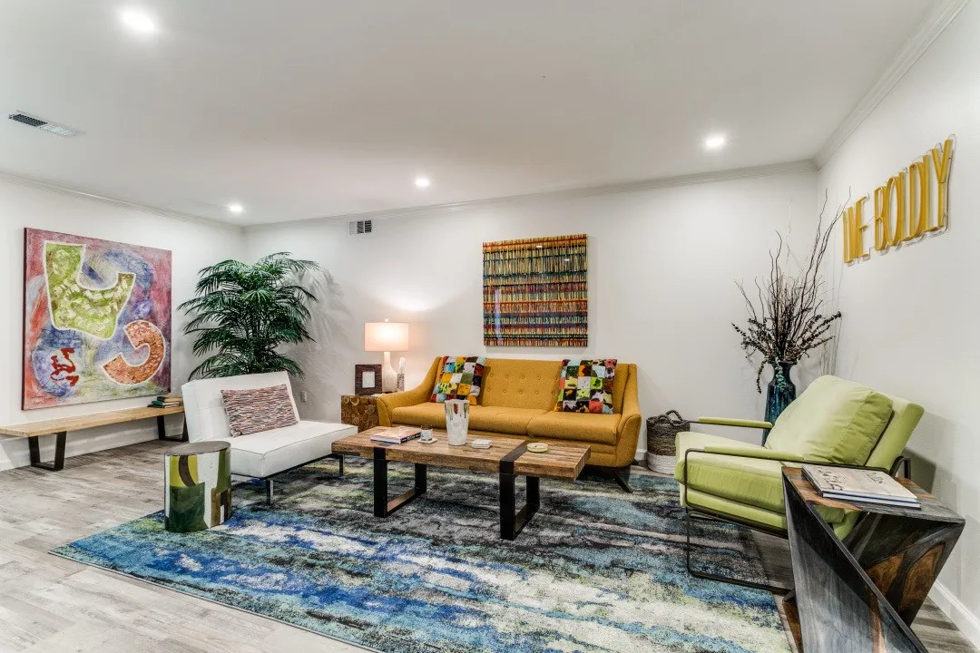 Duplex For Rent in Dallas County , 9807 Airline Road, Dallas, Texas 75230, 3 Bedrooms, 2 Bathrooms, 2 Garage spaces, 1,926 Sqft, built in 1965, Price $6,700, mls#21347991, Real Estate Agent in Dallas, Homes For Rent in Dallas county, Homes For Rent in Dallas, Realtor in Dallas Texas, Real Estate Brokerage Independent Realty Texas, Luminita Cordes Realtor