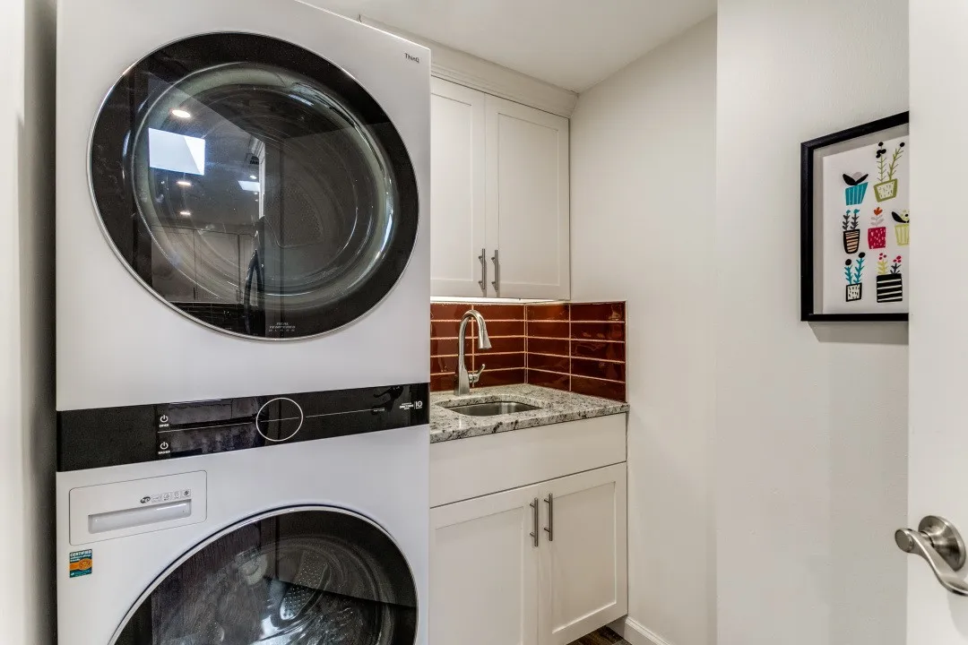 Duplex For Rent in Dallas County , 9807 Airline Road, Dallas, Texas 75230, 3 Bedrooms, 2 Bathrooms, 2 Garage spaces, 1,926 Sqft, built in 1965, Price $6,700, mls#21347991, Real Estate Agent in Dallas, Homes For Rent in Dallas county, Homes For Rent in Dallas, Realtor in Dallas Texas, Real Estate Brokerage Independent Realty Texas, Luminita Cordes Realtor