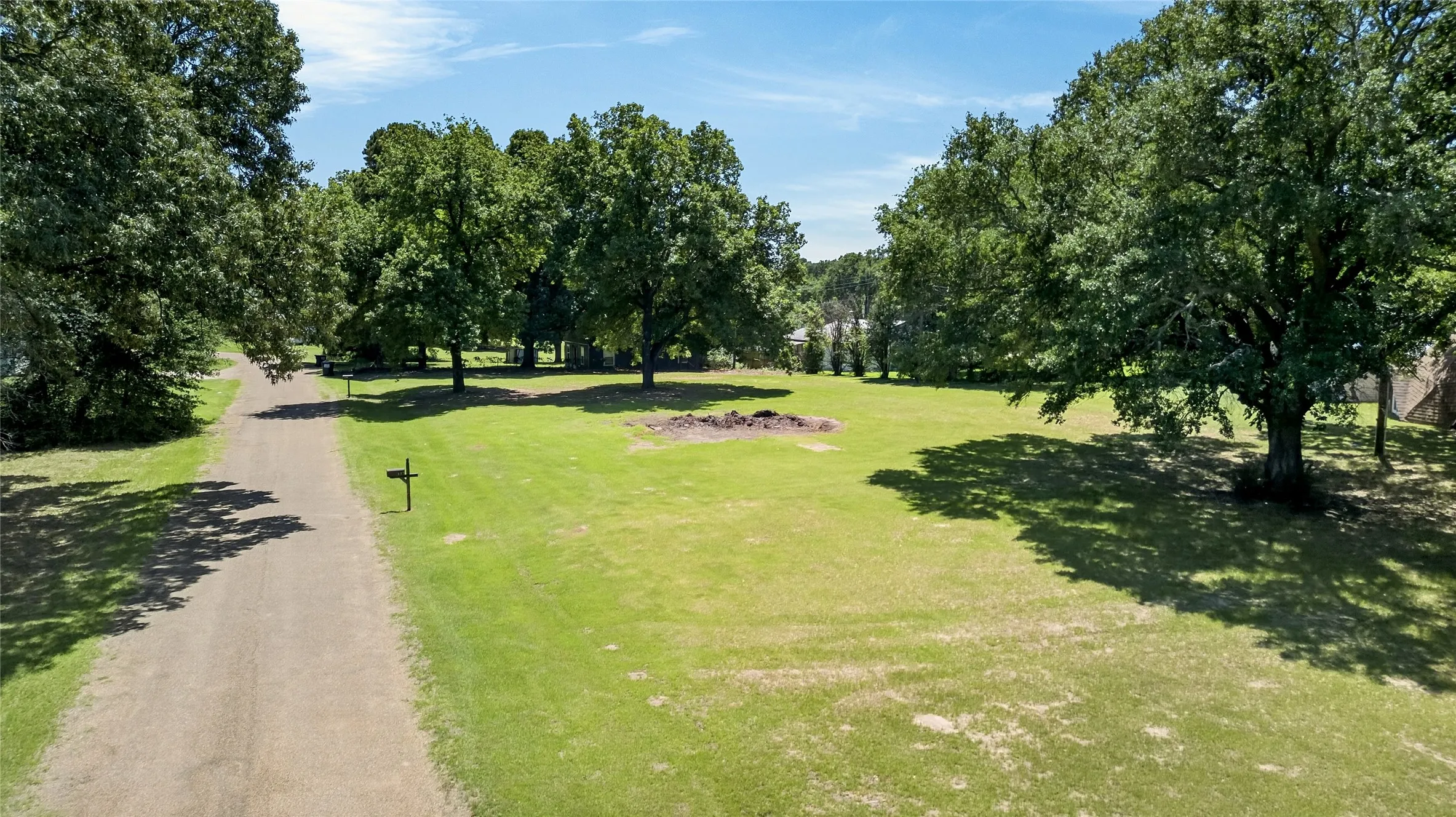 Unimproved Land For Sale in Henderson County , 00 Crestwood, Mabank, Texas 75156, 0, 0, Garage spaces, 0 Sqft, built in 0, mls#21347989, Real Estate Agent in Mabank, Homes For Sale in Henderson county, Homes For Sale in Mabank, Realtor in Mabank Texas, Real Estate Brokerage Independent Realty Texas, Luminita Cordes Realtor