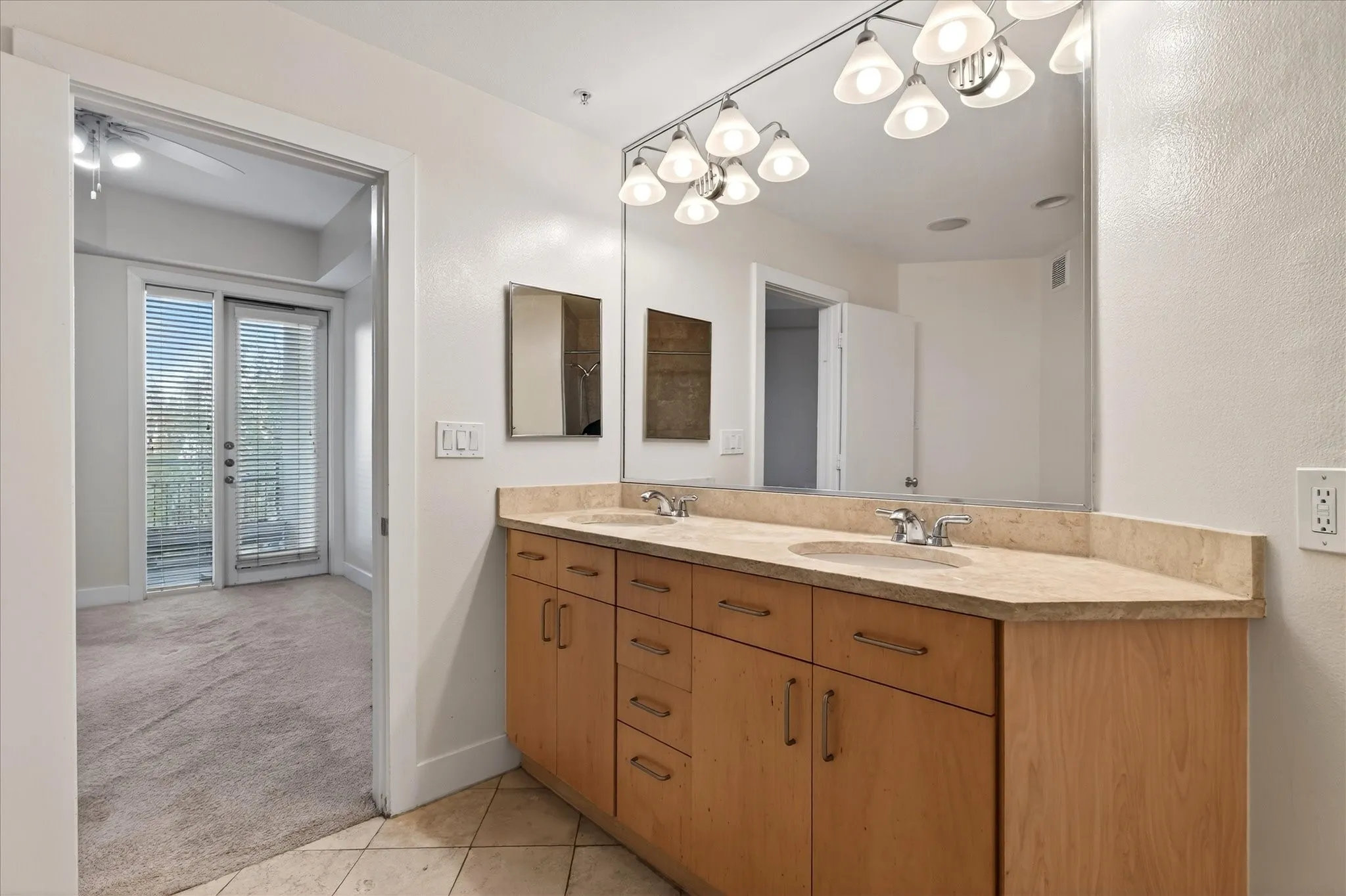 Condominium For Sale in Dallas County , 5055 Addison Circle 409, Addison, Texas 75001, 2 Bedroom, 3 Bathroom, Garage spaces, 1,906 Sqft, built in 2000, mls#21347802, Real Estate Agent in Addison, Homes For Sale in Dallas county, Homes For Sale in Addison, Realtor in Addison Texas, Real Estate Brokerage Independent Realty Texas, Luminita Cordes Realtor