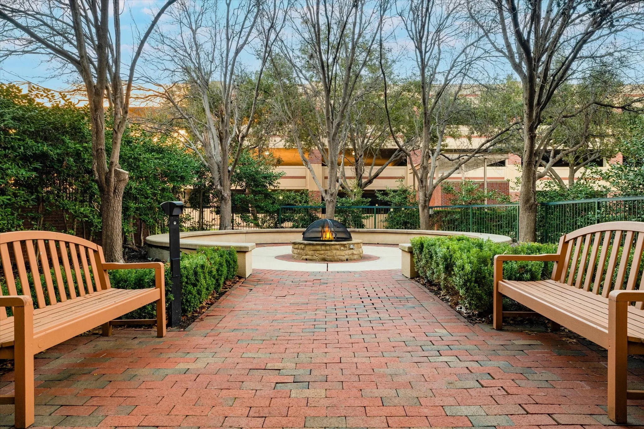 Condominium For Sale in Dallas County , 5055 Addison Circle 409, Addison, Texas 75001, 2 Bedroom, 3 Bathroom, Garage spaces, 1,906 Sqft, built in 2000, mls#21347802, Real Estate Agent in Addison, Homes For Sale in Dallas county, Homes For Sale in Addison, Realtor in Addison Texas, Real Estate Brokerage Independent Realty Texas, Luminita Cordes Realtor