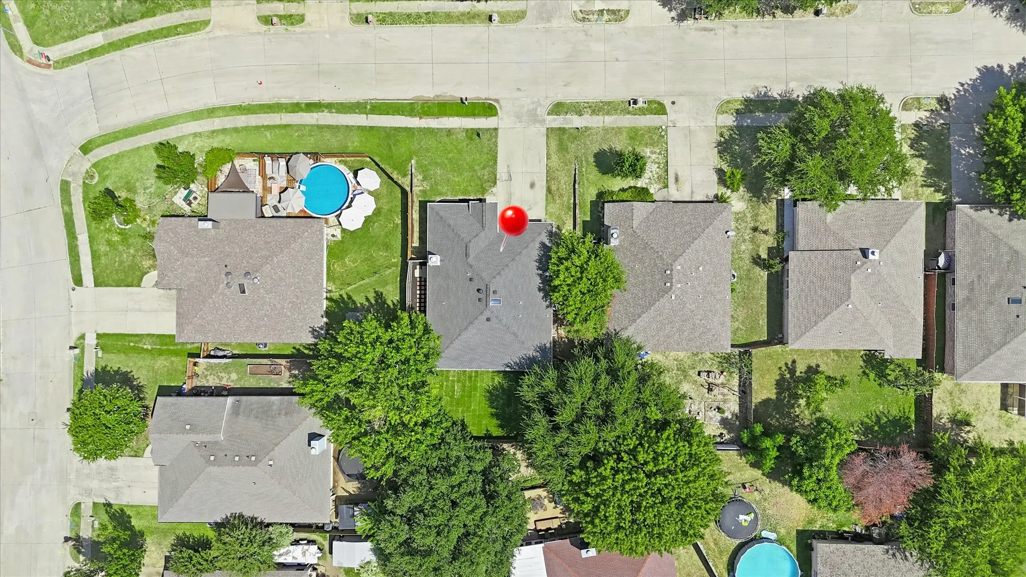 Single Family Residence For Sale in Collin County , 311 Bridlegate Drive, Mc Kinney, Texas 75069, 3 Bedroom, 2 Bathroom, 2 Garage spaces, 1,590 Sqft, built in 1997, mls#21347944, Real Estate Agent in Mc Kinney, Homes For Sale in Collin county, Homes For Sale in Mc Kinney, Realtor in Mc Kinney Texas, Real Estate Brokerage Independent Realty Texas, Luminita Cordes Realtor