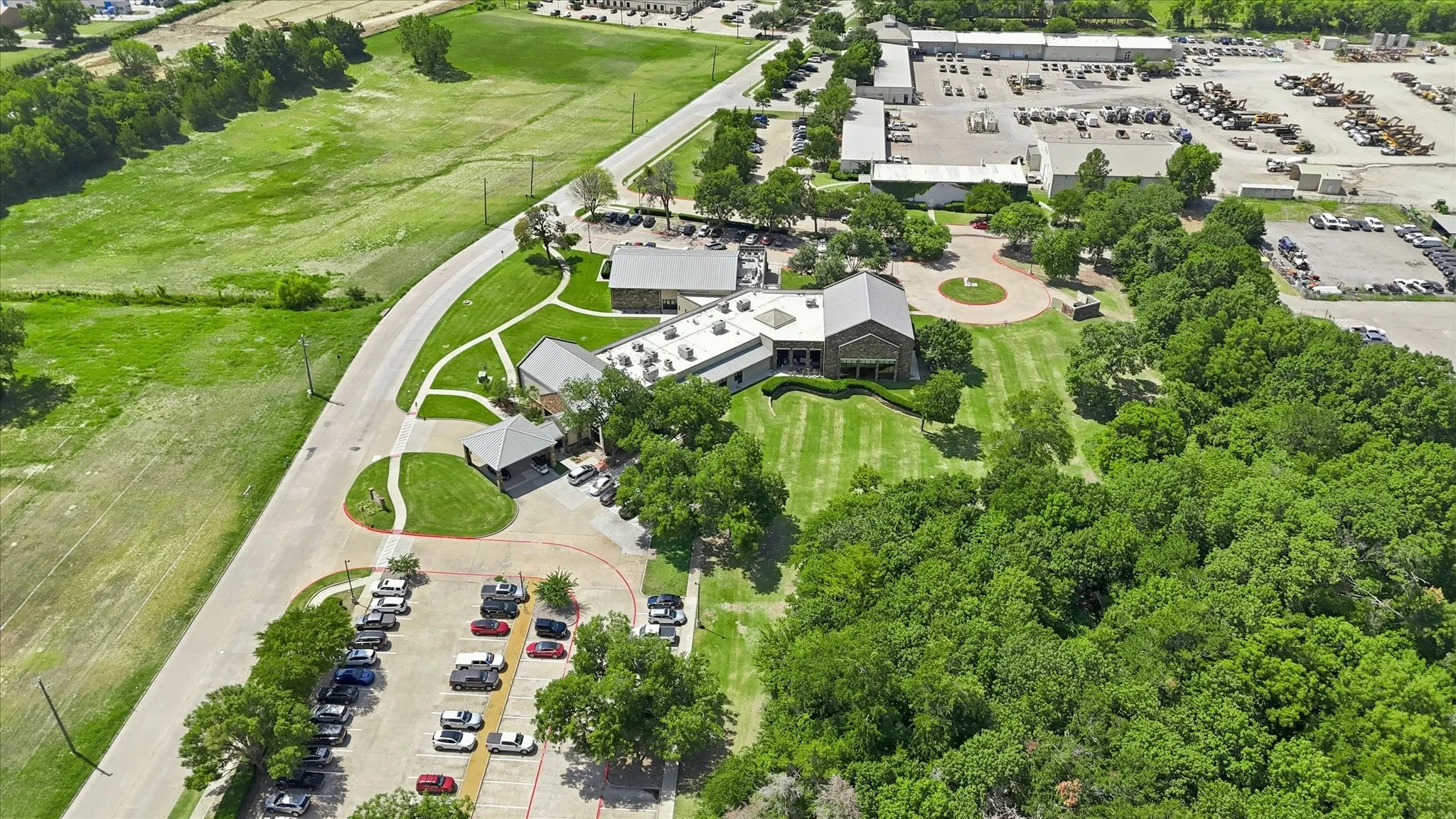 Senor Center 1/2 mile away.  Fully furnished fitness room, indoor heated pool for water aerobics, pool tables, library, and daily community meal options.