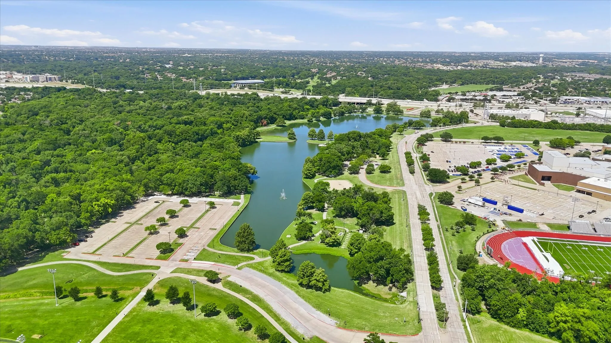 Town Lake Park is very close.
