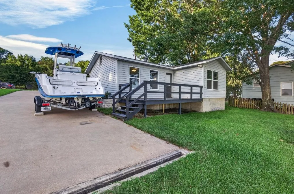 Guest house