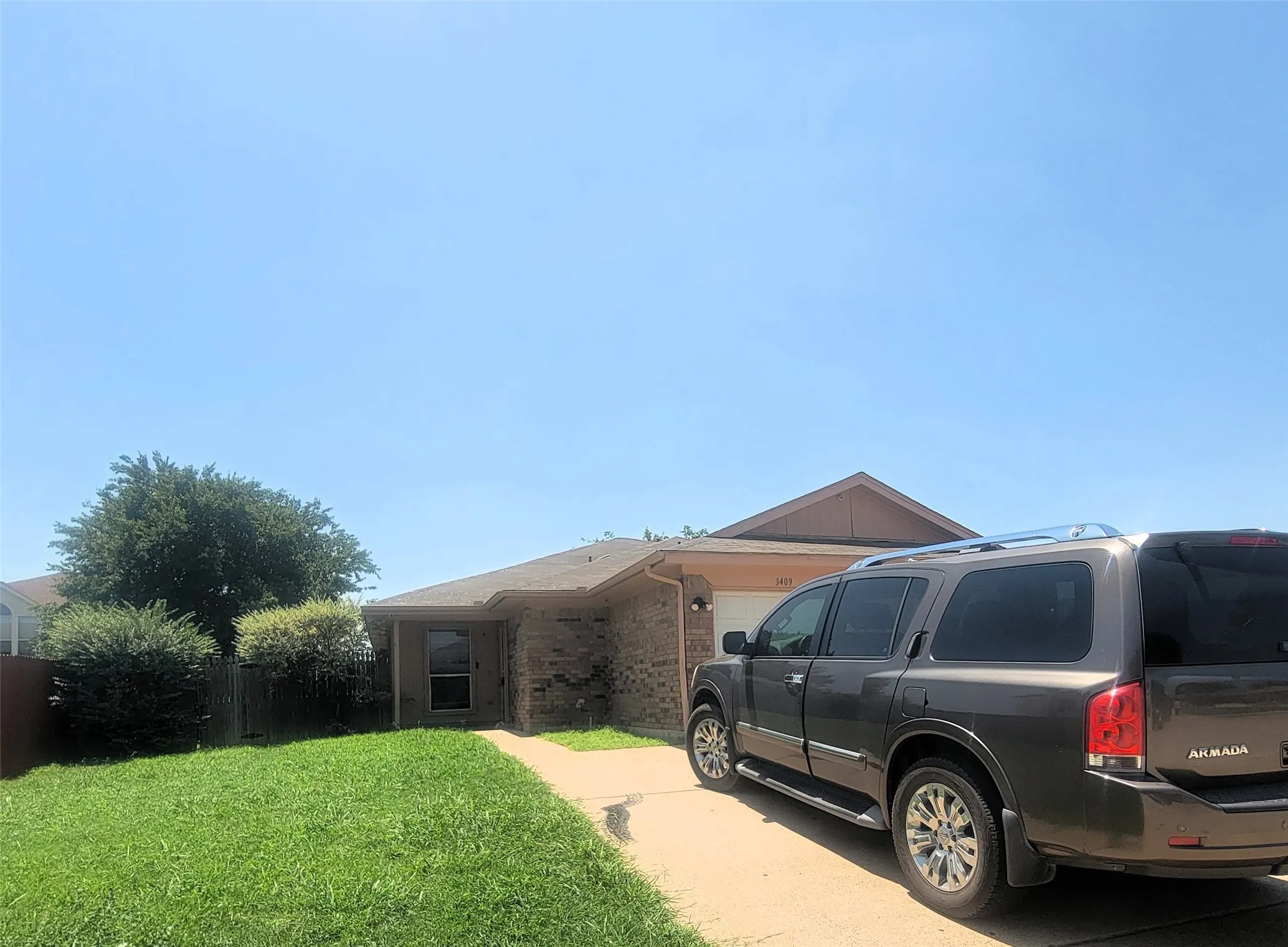 Single Family Residence For Rent in Tarrant County , 3411 Stonewall Lane, Fort Worth, Texas 76123, 2 Bedroom, 1 Bathroom, 1 Garage spaces, 2,102 Sqft, built in 1987, mls#21348007, Real Estate Agent in Fort Worth, Homes For Rent in Tarrant county, Homes For Rent in Fort Worth, Realtor in Fort Worth Texas, Real Estate Brokerage Independent Realty Texas, Luminita Cordes Realtor