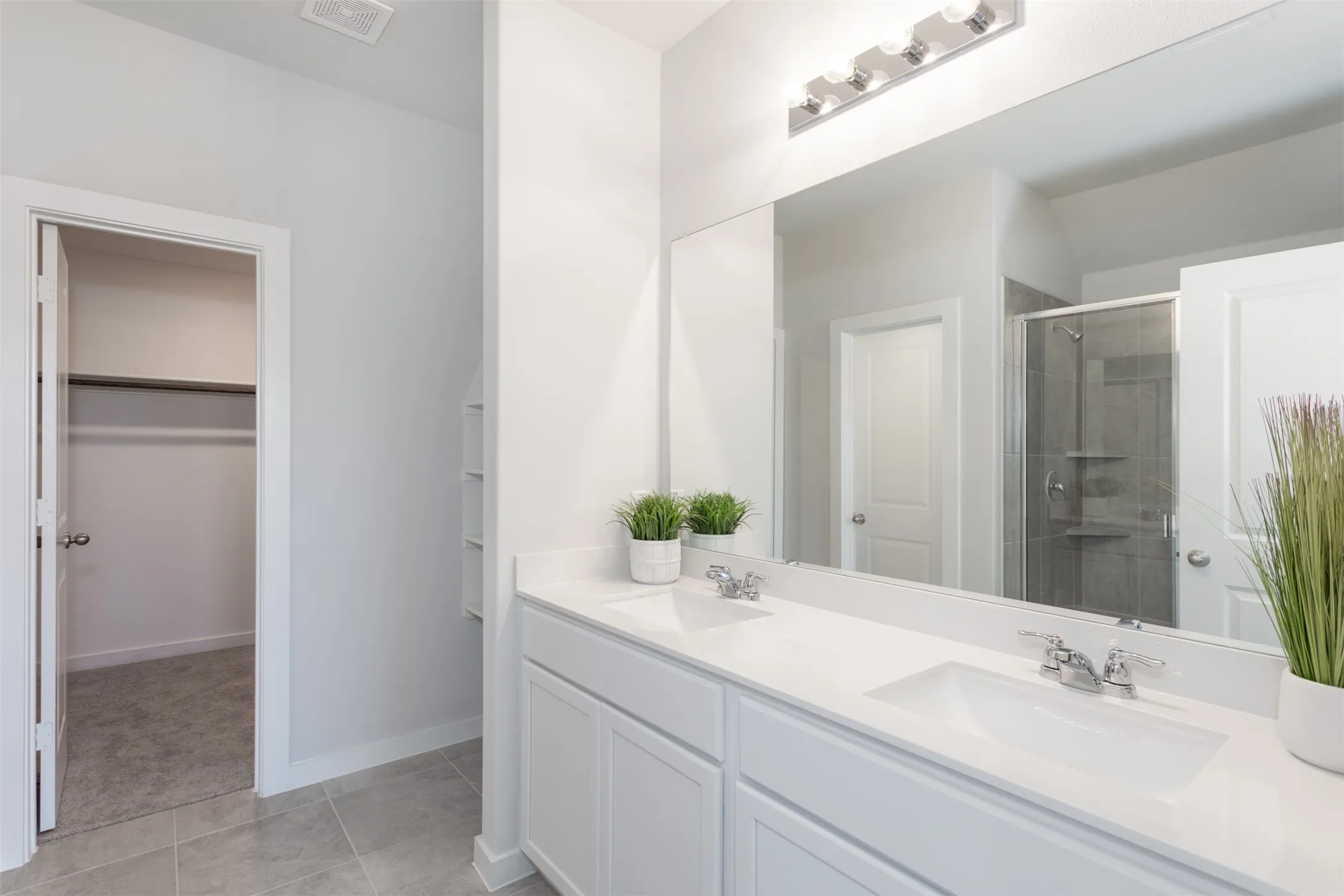 Single Family Residence For Rent in Collin County , 512 Pepperbark Avenue, Princeton, Texas 75407, 3 Bedroom, 2 Bathroom, 2 Garage spaces, 1,606 Sqft, built in 2021, mls#21345676, Real Estate Agent in Princeton, Homes For Rent in Collin county, Homes For Rent in Princeton, Realtor in Princeton Texas, Real Estate Brokerage Independent Realty Texas, Luminita Cordes Realtor