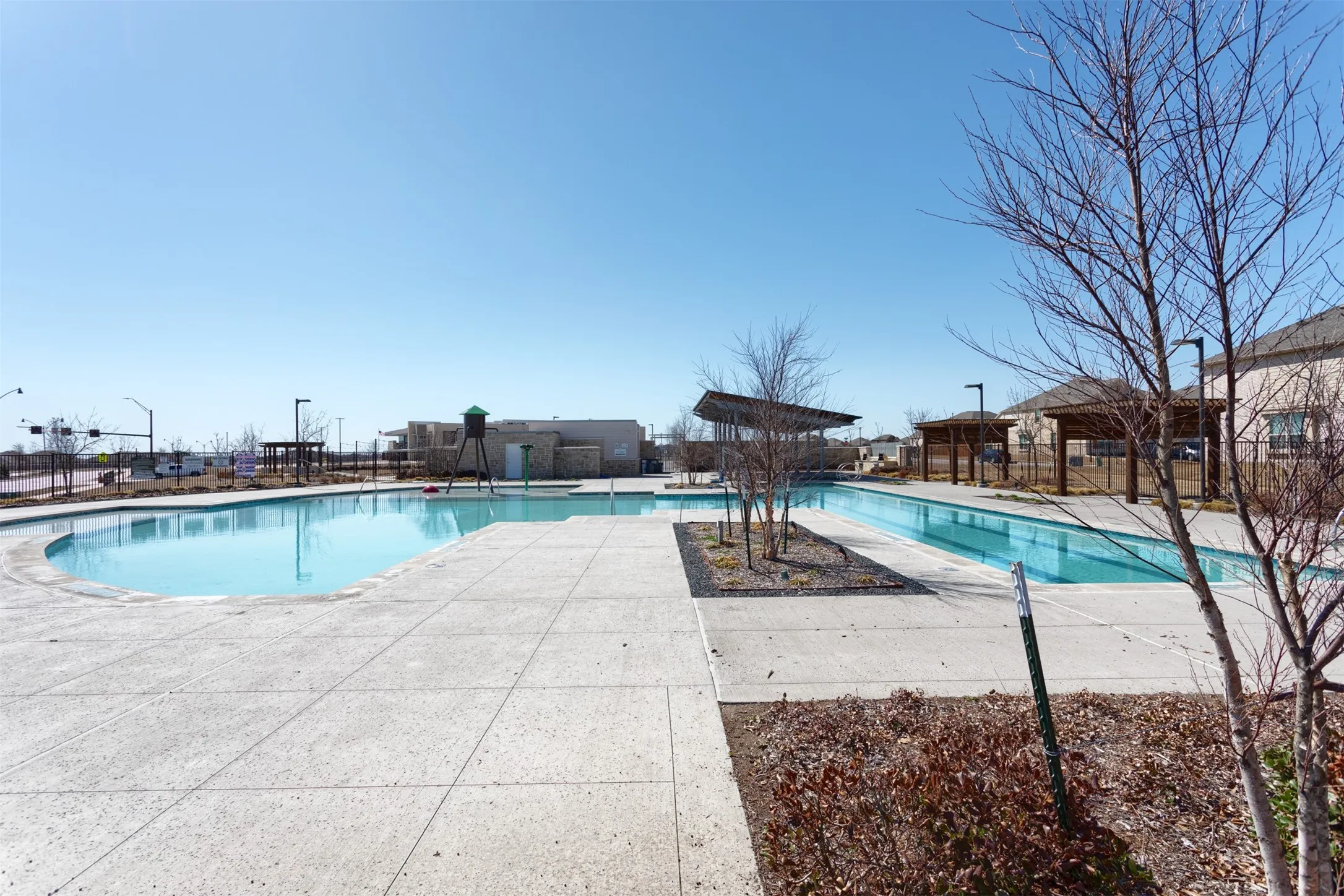 Single Family Residence For Rent in Collin County , 512 Pepperbark Avenue, Princeton, Texas 75407, 3 Bedroom, 2 Bathroom, 2 Garage spaces, 1,606 Sqft, built in 2021, mls#21345676, Real Estate Agent in Princeton, Homes For Rent in Collin county, Homes For Rent in Princeton, Realtor in Princeton Texas, Real Estate Brokerage Independent Realty Texas, Luminita Cordes Realtor