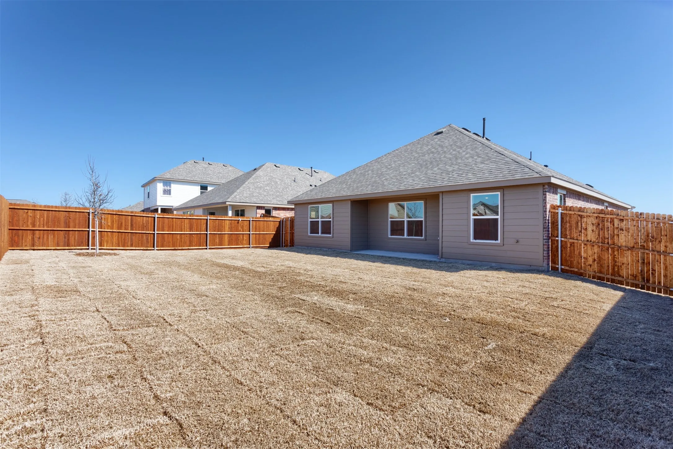 Single Family Residence For Rent in Collin County , 512 Pepperbark Avenue, Princeton, Texas 75407, 3 Bedroom, 2 Bathroom, 2 Garage spaces, 1,606 Sqft, built in 2021, mls#21345676, Real Estate Agent in Princeton, Homes For Rent in Collin county, Homes For Rent in Princeton, Realtor in Princeton Texas, Real Estate Brokerage Independent Realty Texas, Luminita Cordes Realtor