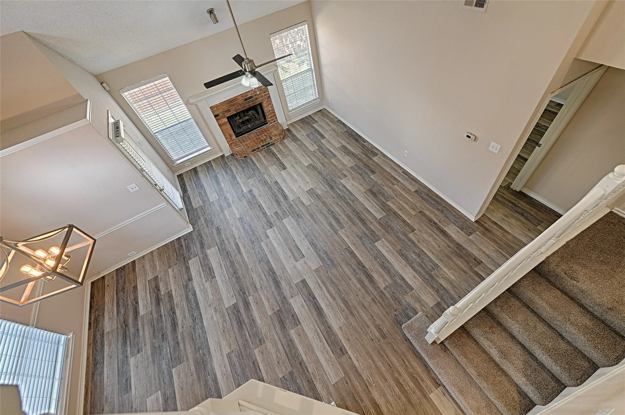 Single Family Residence For Sale in Denton County , 3231 Renaissance Drive, Dallas, Texas 75287, 3 Bedroom, 3 Bathroom, 2 Garage spaces, 1,704 Sqft, built in 1991, mls#21347756, Real Estate Agent in Dallas, Homes For Sale in Denton county, Homes For Sale in Dallas, Realtor in Dallas Texas, Real Estate Brokerage Independent Realty Texas, Luminita Cordes Realtor