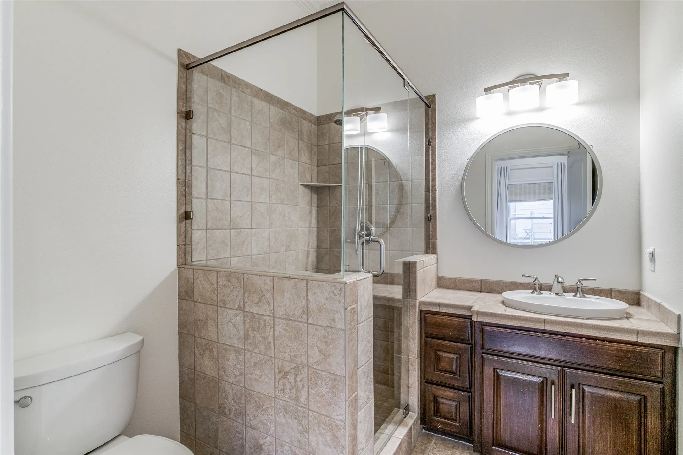 Townhouse For Rent in Dallas County , 4301 Mc Kinney Avenue A, Dallas, Texas 75205, 3 Bedroom, 4 Bathroom, 2 Garage spaces, 2,443 Sqft, built in 2005, Price $6,100, mls#21348021, Real Estate Agent in Dallas, Homes For Rent in Dallas county, Homes For Rent in Dallas, Realtor in Dallas Texas, Real Estate Brokerage Independent Realty Texas, Luminita Cordes Realtor