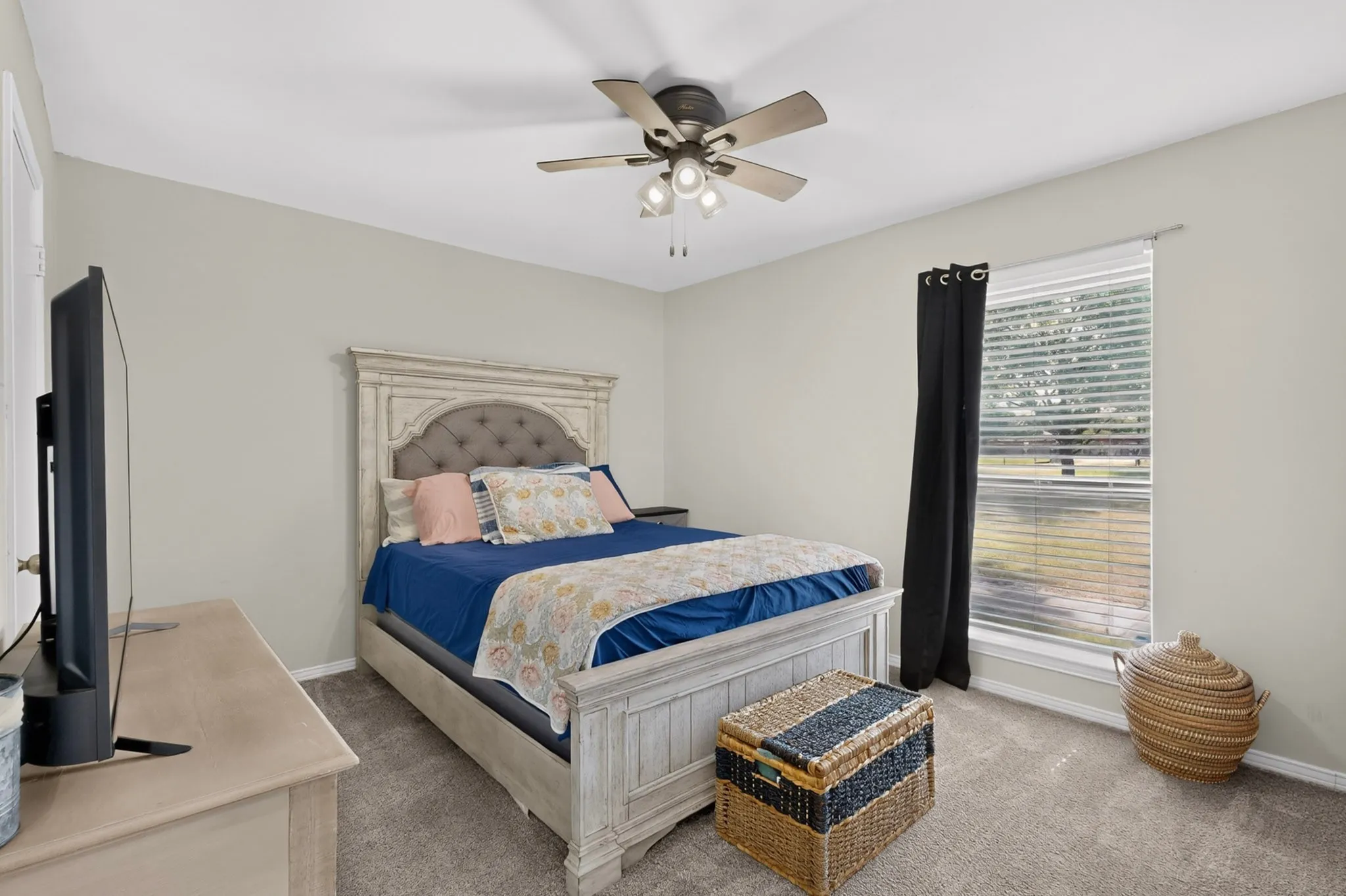 Single Family Residence For Sale in Kaufman County , 7430 Fm 1388, Kaufman, Texas 75142, 4 Bedroom, 3 Bathroom, 2 Garage spaces, 2,563 Sqft, built in 1980, mls#21347967, Real Estate Agent in Kaufman, Homes For Sale in Kaufman county, Homes For Sale in Kaufman, Realtor in Kaufman Texas, Real Estate Brokerage Independent Realty Texas, Luminita Cordes Realtor