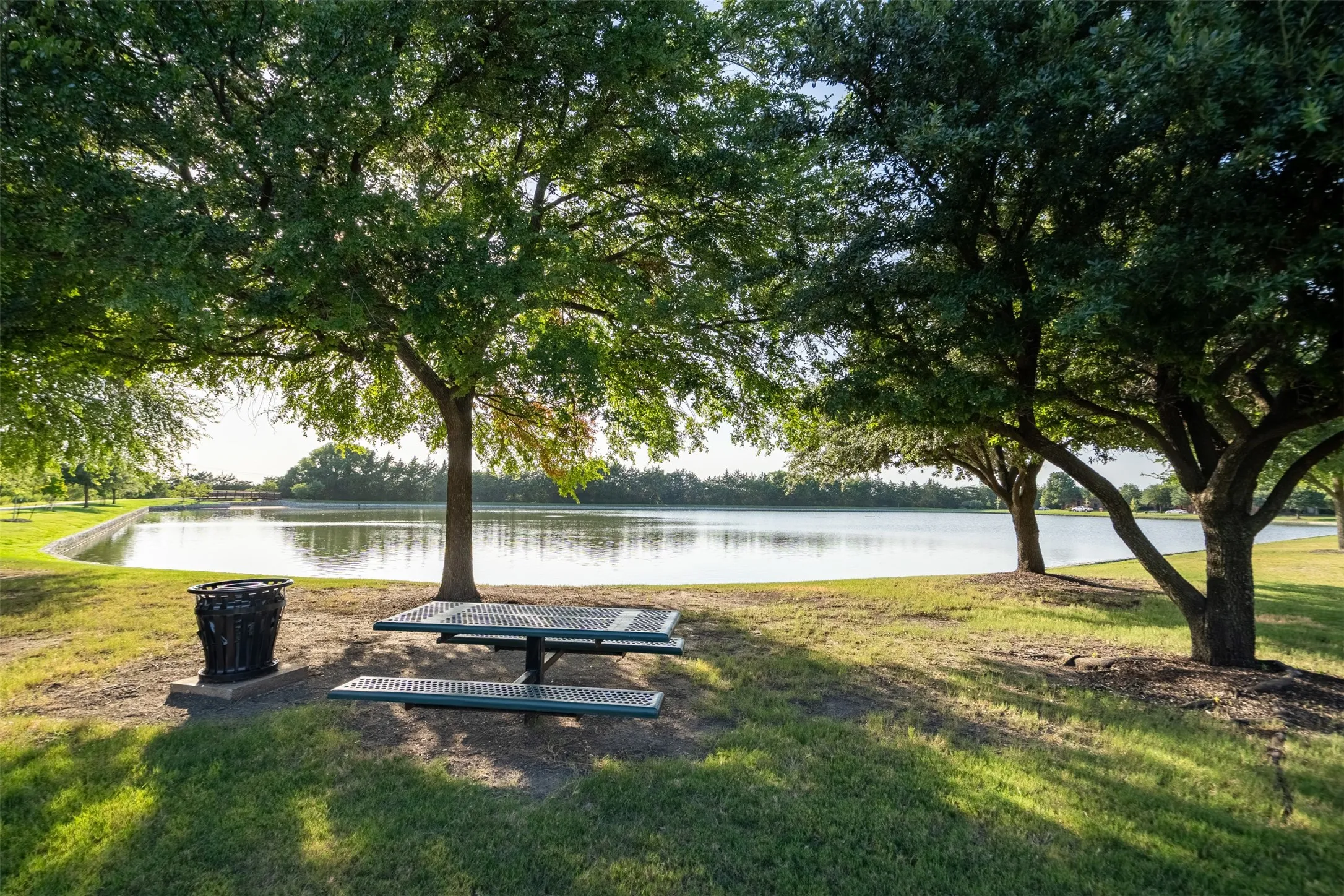 Single Family Residence For Sale in Collin County , 7145 Waterlily Lane, Frisco, Texas 75033, 5 Bedroom, 2 Bathroom, 2 Garage spaces, 2,455 Sqft, built in 2001, mls#21348042, Real Estate Agent in Frisco, Homes For Sale in Collin county, Homes For Sale in Frisco, Realtor in Frisco Texas, Real Estate Brokerage Independent Realty Texas, Luminita Cordes Realtor
