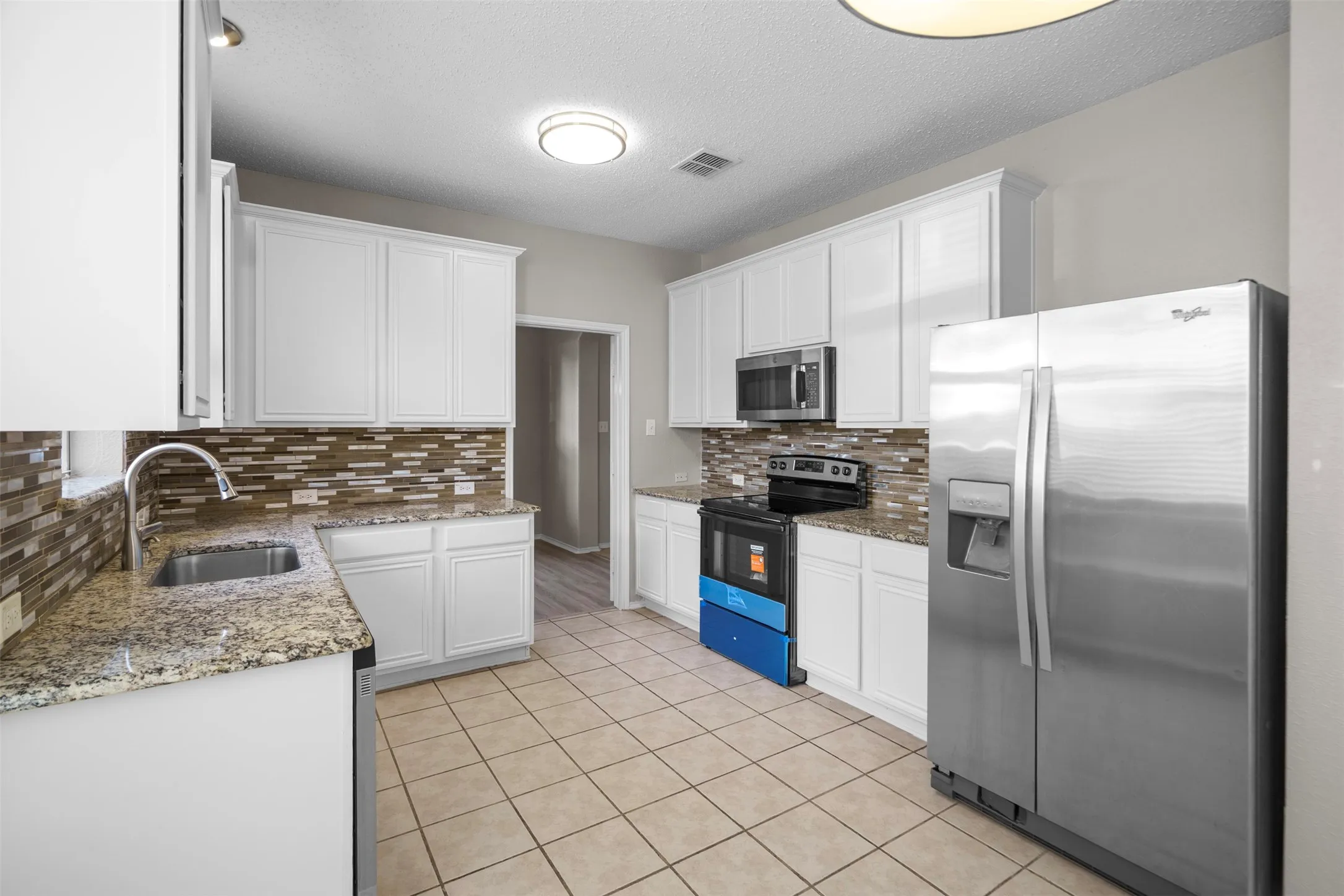 Single Family Residence For Sale in Collin County , 7145 Waterlily Lane, Frisco, Texas 75033, 5 Bedroom, 2 Bathroom, 2 Garage spaces, 2,455 Sqft, built in 2001, mls#21348042, Real Estate Agent in Frisco, Homes For Sale in Collin county, Homes For Sale in Frisco, Realtor in Frisco Texas, Real Estate Brokerage Independent Realty Texas, Luminita Cordes Realtor