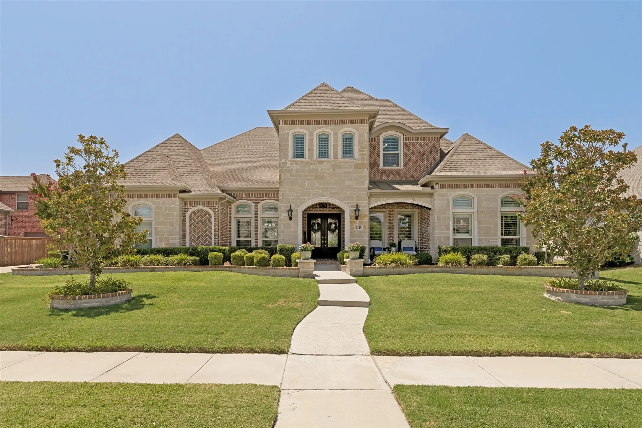Single Family Residence For Sale in Collin County , 1520 Mountain Creek Lane, Prosper, Texas 75078, 5 Bedroom, 5 Bathroom, 3 Garage spaces, 4,903 Sqft, built in 2018, mls#21348043, Real Estate Agent in Prosper, Homes For Sale in Collin county, Homes For Sale in Prosper, Realtor in Prosper Texas, Real Estate Brokerage Independent Realty Texas, Luminita Cordes Realtor