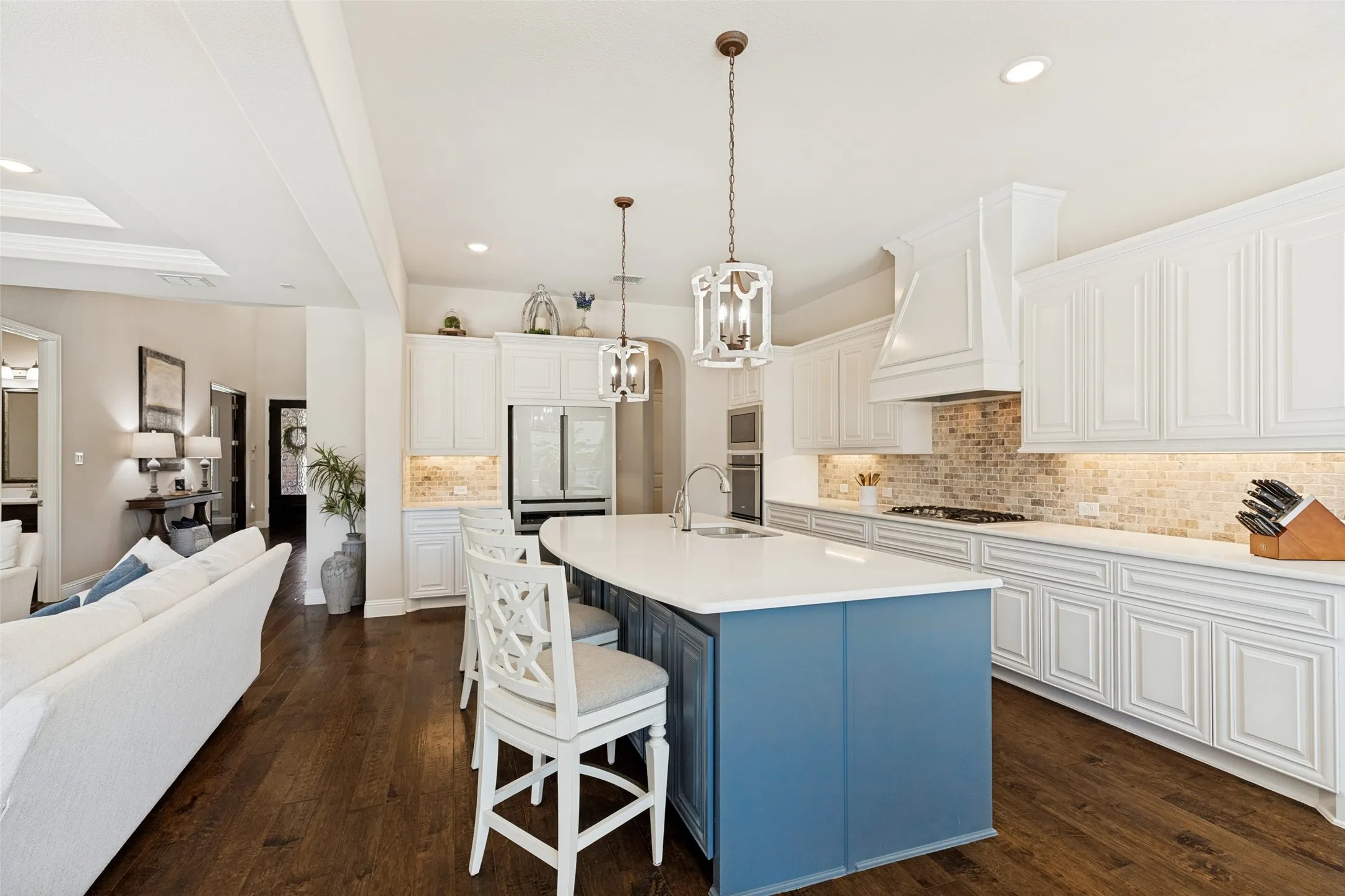 Single Family Residence For Sale in Collin County , 1520 Mountain Creek Lane, Prosper, Texas 75078, 5 Bedroom, 5 Bathroom, 3 Garage spaces, 4,903 Sqft, built in 2018, mls#21348043, Real Estate Agent in Prosper, Homes For Sale in Collin county, Homes For Sale in Prosper, Realtor in Prosper Texas, Real Estate Brokerage Independent Realty Texas, Luminita Cordes Realtor