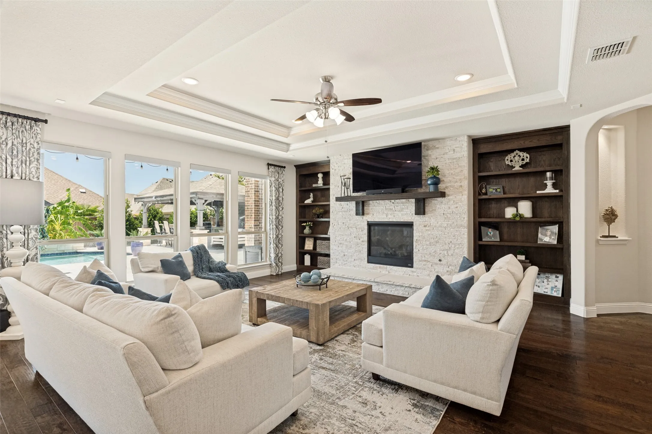 Single Family Residence For Sale in Collin County , 1520 Mountain Creek Lane, Prosper, Texas 75078, 5 Bedroom, 5 Bathroom, 3 Garage spaces, 4,903 Sqft, built in 2018, mls#21348043, Real Estate Agent in Prosper, Homes For Sale in Collin county, Homes For Sale in Prosper, Realtor in Prosper Texas, Real Estate Brokerage Independent Realty Texas, Luminita Cordes Realtor
