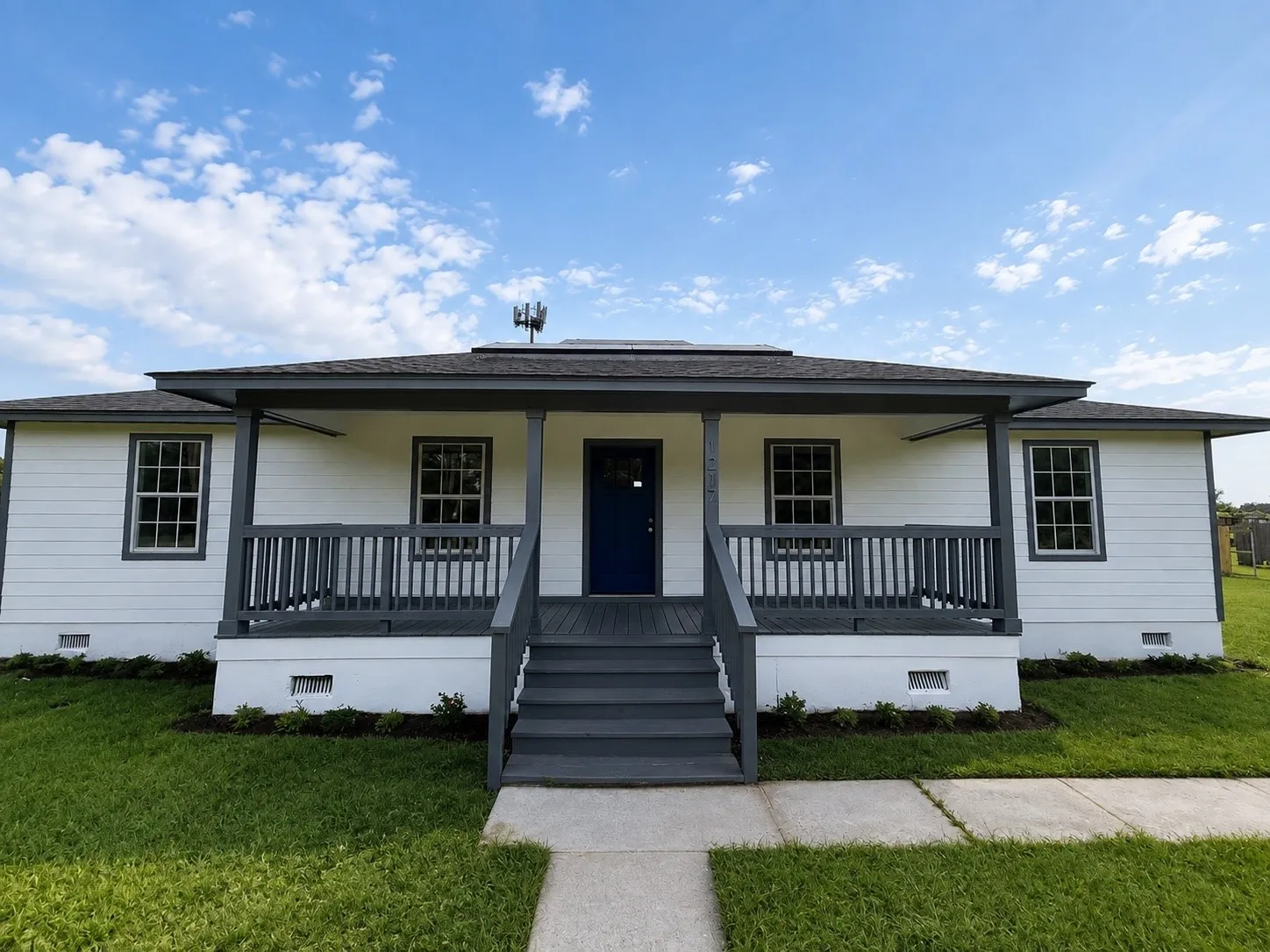Single Family Residence For Sale in Navarro County , 1217 S 9th Street, Corsicana, Texas 75110, 5 Bedrooms, 2 Bathrooms, Garage spaces, 2,020 Sqft, built in 2005, Price $298,900, mls#21348014, Real Estate Agent in Corsicana, Homes For Sale in Navarro county, Homes For Sale in Corsicana, Realtor in Corsicana Texas, Real Estate Brokerage Independent Realty Texas, Luminita Cordes Realtor