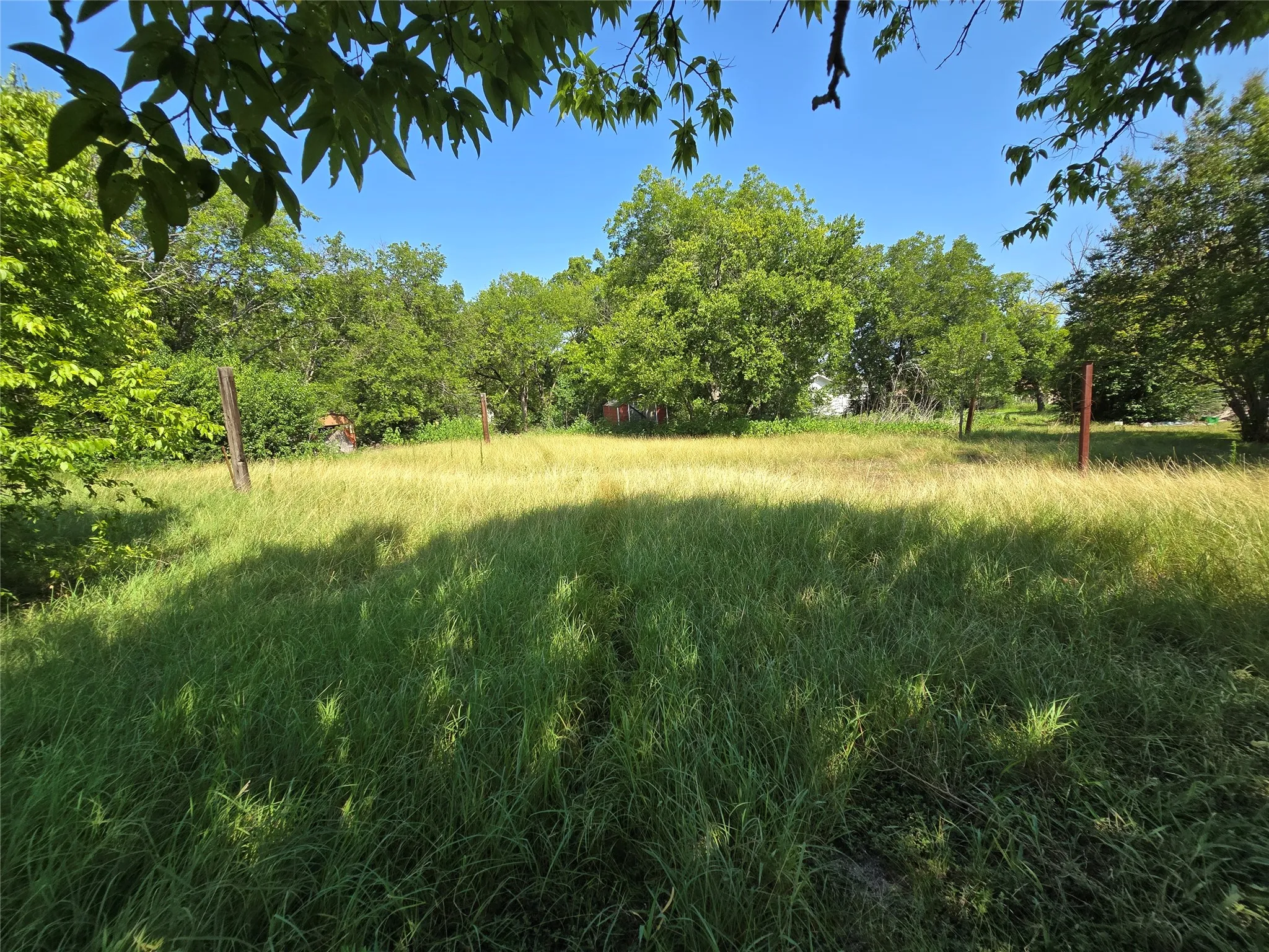 Improved Land For Sale in Hill County , 702 SW 3rd Street, Hubbard, Texas 76648, 0, 0, Garage spaces, 0 Sqft, built in 0, mls#21347457, Real Estate Agent in Hubbard, Homes For Sale in Hill county, Homes For Sale in Hubbard, Realtor in Hubbard Texas, Real Estate Brokerage Independent Realty Texas, Luminita Cordes Realtor
