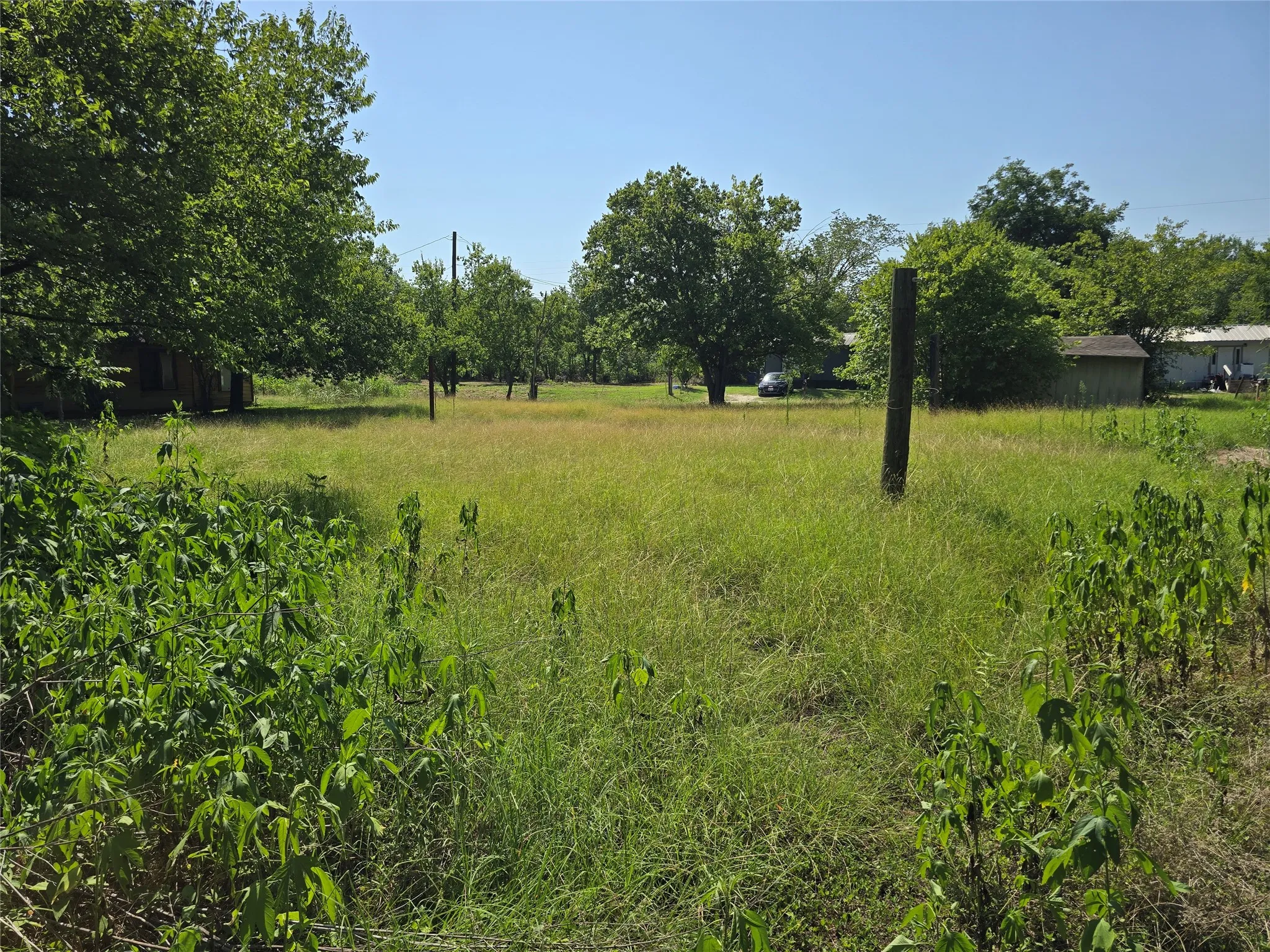 Improved Land For Sale in Hill County , 702 SW 3rd Street, Hubbard, Texas 76648, 0, 0, Garage spaces, 0 Sqft, built in 0, mls#21347457, Real Estate Agent in Hubbard, Homes For Sale in Hill county, Homes For Sale in Hubbard, Realtor in Hubbard Texas, Real Estate Brokerage Independent Realty Texas, Luminita Cordes Realtor