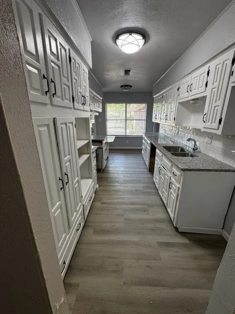 Single Family Residence For Sale in Dallas County , 1724 Reynoldston Lane, Dallas, Texas 75232, 4 Bedroom, 3 Bathroom, 2 Garage spaces, 1,776 Sqft, built in 1968, mls#21348045, Real Estate Agent in Dallas, Homes For Sale in Dallas county, Homes For Sale in Dallas, Realtor in Dallas Texas, Real Estate Brokerage Independent Realty Texas, Luminita Cordes Realtor