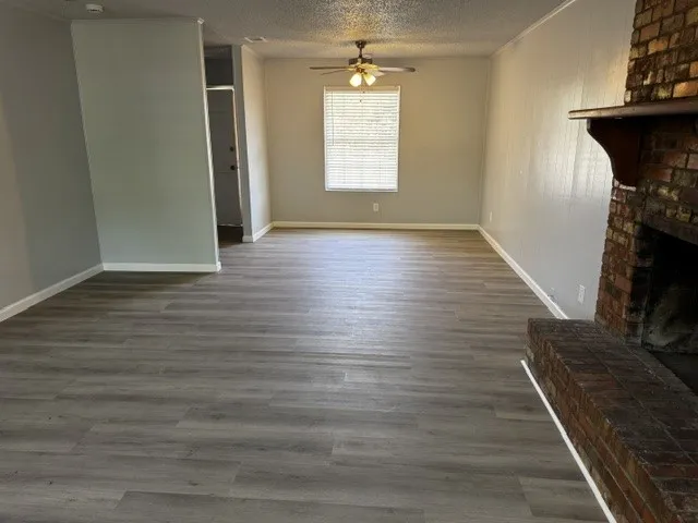 Single Family Residence For Sale in Dallas County , 1724 Reynoldston Lane, Dallas, Texas 75232, 4 Bedroom, 3 Bathroom, 2 Garage spaces, 1,776 Sqft, built in 1968, mls#21348045, Real Estate Agent in Dallas, Homes For Sale in Dallas county, Homes For Sale in Dallas, Realtor in Dallas Texas, Real Estate Brokerage Independent Realty Texas, Luminita Cordes Realtor
