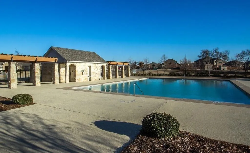 Single Family Residence For Rent in Denton County , 1716 Yellowthroat Drive, Little Elm, Texas 75068, 4 Bedroom, 2 Bathroom, 2 Garage spaces, 2,023 Sqft, built in 2018, mls#21348073, Real Estate Agent in Little Elm, Homes For Rent in Denton county, Homes For Rent in Little Elm, Realtor in Little Elm Texas, Real Estate Brokerage Independent Realty Texas, Luminita Cordes Realtor