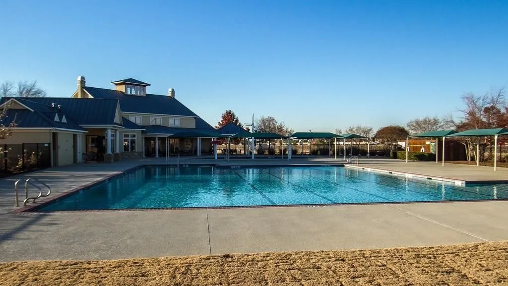 Single Family Residence For Rent in Denton County , 1716 Yellowthroat Drive, Little Elm, Texas 75068, 4 Bedroom, 2 Bathroom, 2 Garage spaces, 2,023 Sqft, built in 2018, mls#21348073, Real Estate Agent in Little Elm, Homes For Rent in Denton county, Homes For Rent in Little Elm, Realtor in Little Elm Texas, Real Estate Brokerage Independent Realty Texas, Luminita Cordes Realtor