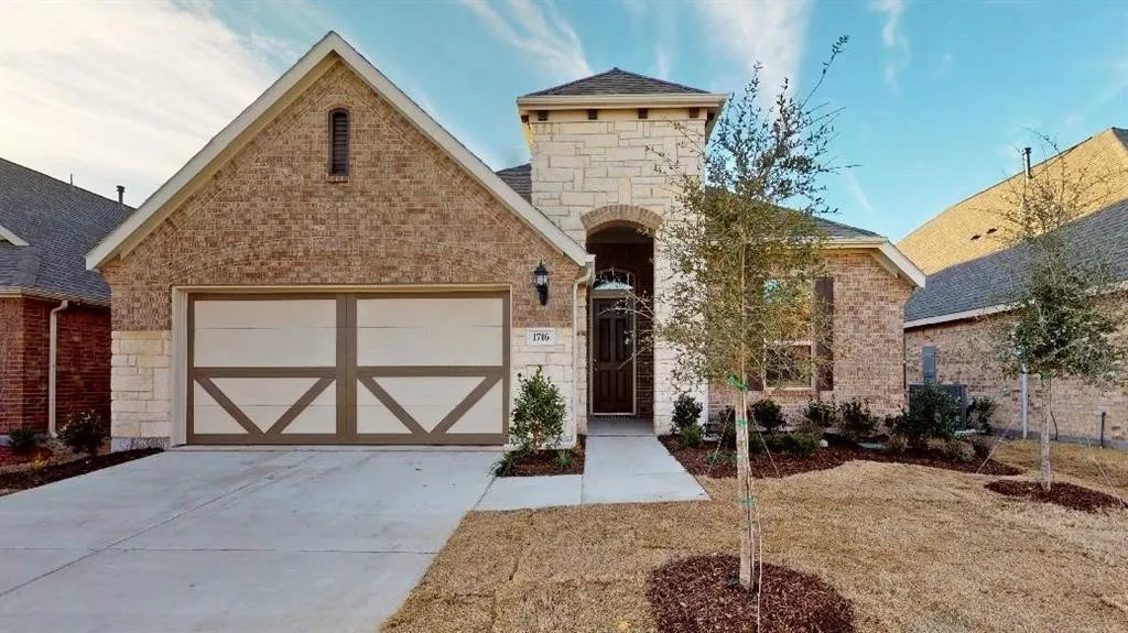 Single Family Residence For Rent in Denton County , 1716 Yellowthroat Drive, Little Elm, Texas 75068, 4 Bedroom, 2 Bathroom, 2 Garage spaces, 2,023 Sqft, built in 2018, mls#21348073, Real Estate Agent in Little Elm, Homes For Rent in Denton county, Homes For Rent in Little Elm, Realtor in Little Elm Texas, Real Estate Brokerage Independent Realty Texas, Luminita Cordes Realtor