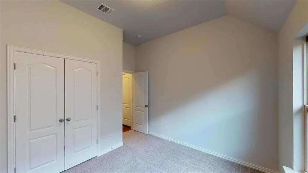 Single Family Residence For Rent in Denton County , 1716 Yellowthroat Drive, Little Elm, Texas 75068, 4 Bedroom, 2 Bathroom, 2 Garage spaces, 2,023 Sqft, built in 2018, mls#21348073, Real Estate Agent in Little Elm, Homes For Rent in Denton county, Homes For Rent in Little Elm, Realtor in Little Elm Texas, Real Estate Brokerage Independent Realty Texas, Luminita Cordes Realtor