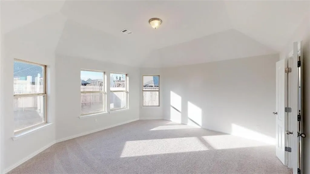 Single Family Residence For Rent in Denton County , 1716 Yellowthroat Drive, Little Elm, Texas 75068, 4 Bedroom, 2 Bathroom, 2 Garage spaces, 2,023 Sqft, built in 2018, mls#21348073, Real Estate Agent in Little Elm, Homes For Rent in Denton county, Homes For Rent in Little Elm, Realtor in Little Elm Texas, Real Estate Brokerage Independent Realty Texas, Luminita Cordes Realtor