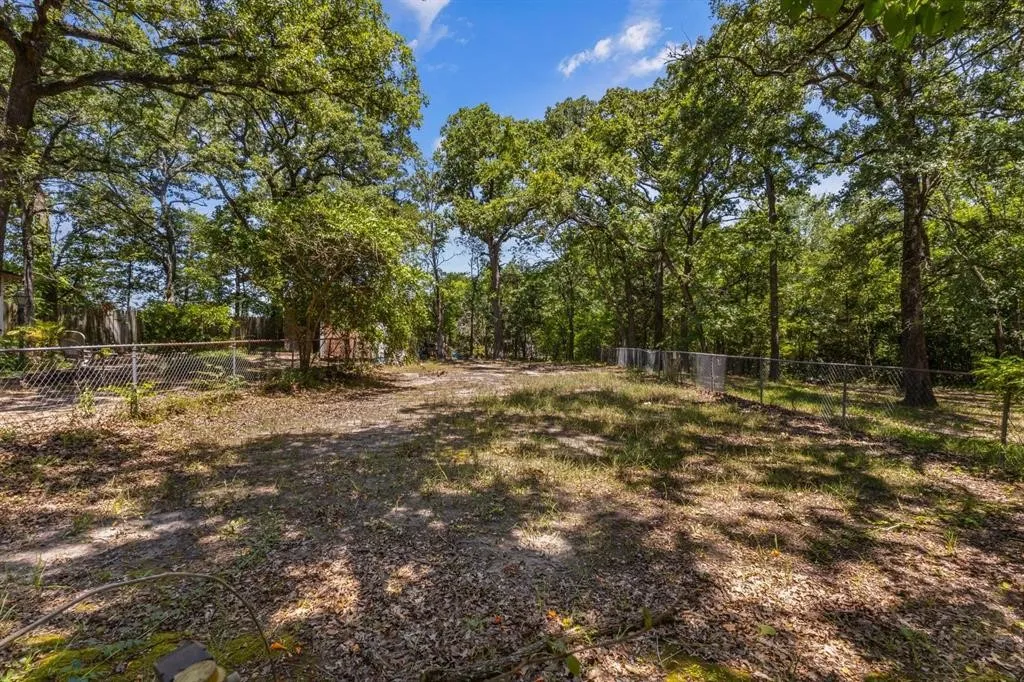 Mobile Home For Sale in Hunt County , 6966 CR 3512, Quinlan, Texas 75474, 3 Bedroom, 2 Bathroom, Garage spaces, 1,502 Sqft, built in 1988, mls#21347773, Real Estate Agent in Quinlan, Homes For Sale in Hunt county, Homes For Sale in Quinlan, Realtor in Quinlan Texas, Real Estate Brokerage Independent Realty Texas, Luminita Cordes Realtor