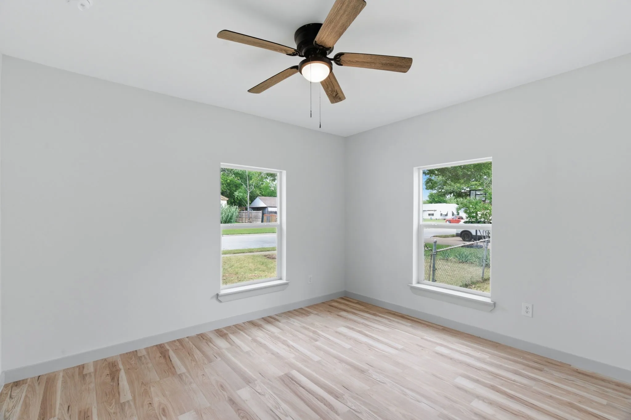 Single Family Residence For Sale in Tarrant County , 7107 Garza Avenue, Fort Worth, Texas 76116, 3 Bedroom, 2 Bathroom, Garage spaces, 1,600 Sqft, built in 1948, mls#21348079, Real Estate Agent in Fort Worth, Homes For Sale in Tarrant county, Homes For Sale in Fort Worth, Realtor in Fort Worth Texas, Real Estate Brokerage Independent Realty Texas, Luminita Cordes Realtor