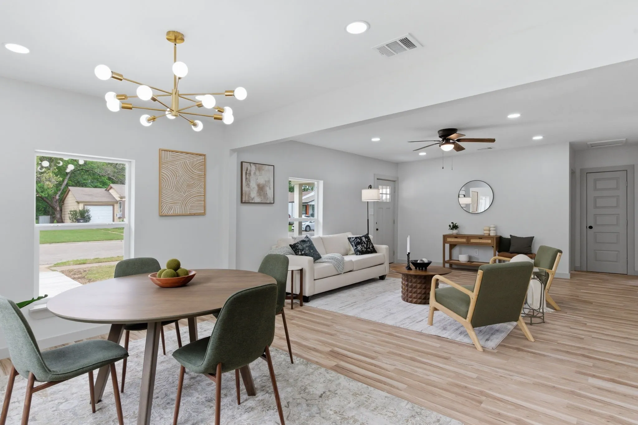 Single Family Residence For Sale in Tarrant County , 7107 Garza Avenue, Fort Worth, Texas 76116, 3 Bedroom, 2 Bathroom, Garage spaces, 1,600 Sqft, built in 1948, mls#21348079, Real Estate Agent in Fort Worth, Homes For Sale in Tarrant county, Homes For Sale in Fort Worth, Realtor in Fort Worth Texas, Real Estate Brokerage Independent Realty Texas, Luminita Cordes Realtor