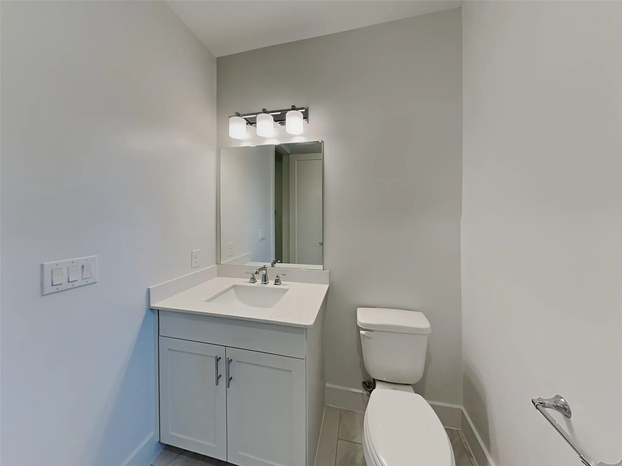 Duplex For Rent in Dallas County , 2343 Vagas Street 2343, Dallas, Texas 75219, 3 Bedroom, 3 Bathroom, 2 Garage spaces, 2,242 Sqft, built in 2020, mls#21348080, Real Estate Agent in Dallas, Homes For Rent in Dallas county, Homes For Rent in Dallas, Realtor in Dallas Texas, Real Estate Brokerage Independent Realty Texas, Luminita Cordes Realtor