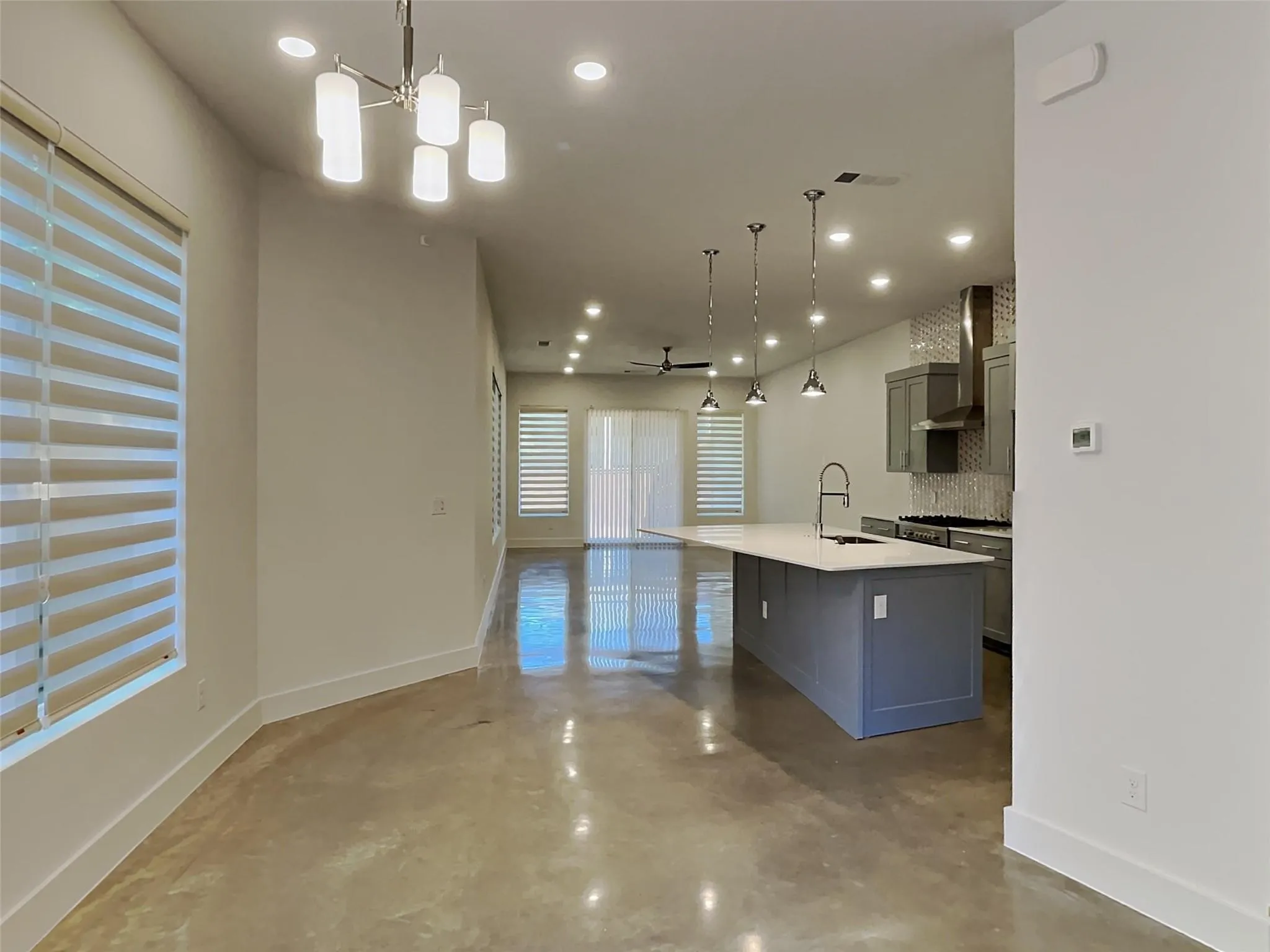 Duplex For Rent in Dallas County , 2343 Vagas Street 2343, Dallas, Texas 75219, 3 Bedroom, 3 Bathroom, 2 Garage spaces, 2,242 Sqft, built in 2020, mls#21348080, Real Estate Agent in Dallas, Homes For Rent in Dallas county, Homes For Rent in Dallas, Realtor in Dallas Texas, Real Estate Brokerage Independent Realty Texas, Luminita Cordes Realtor