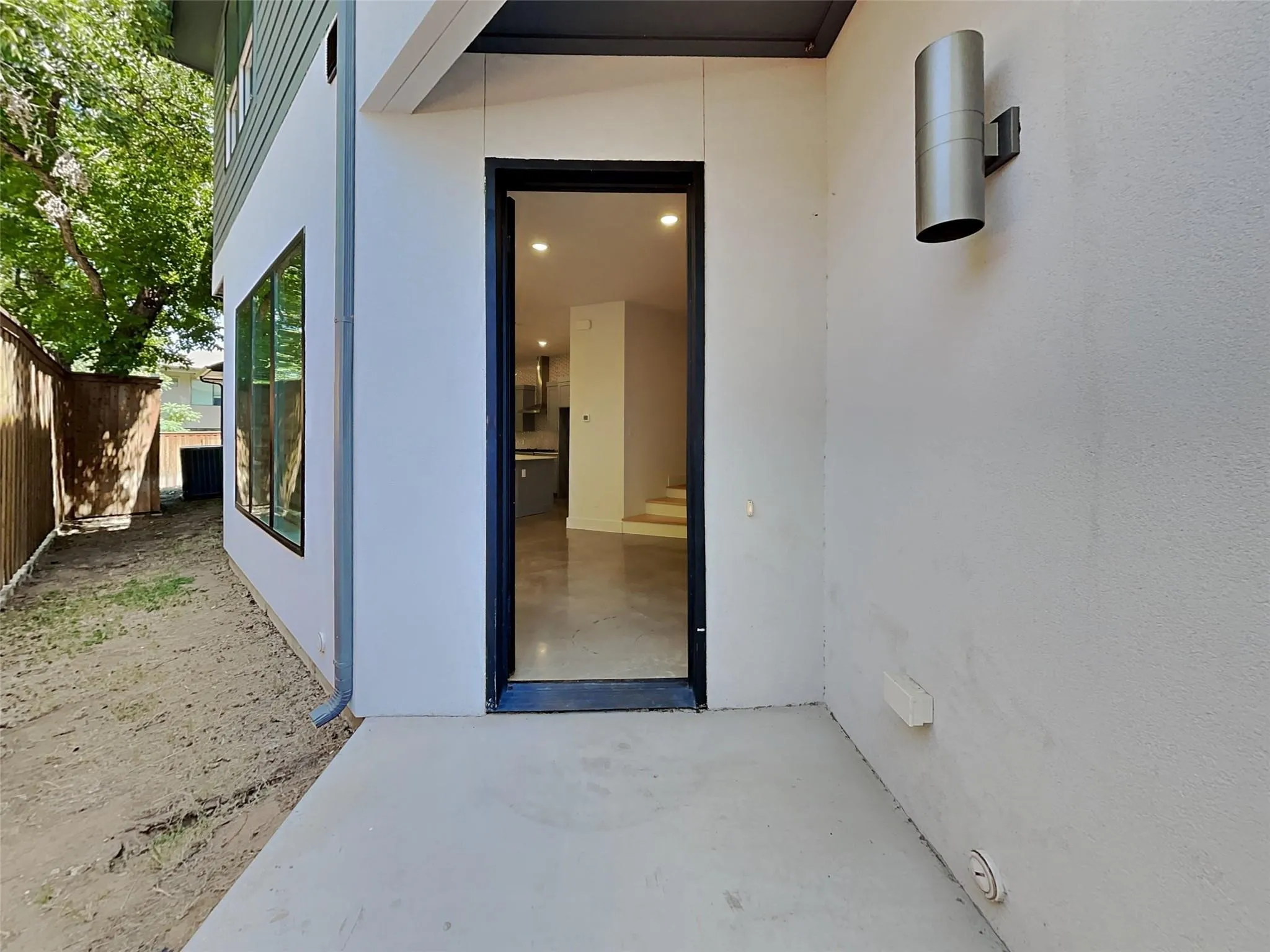 Duplex For Rent in Dallas County , 2343 Vagas Street 2343, Dallas, Texas 75219, 3 Bedroom, 3 Bathroom, 2 Garage spaces, 2,242 Sqft, built in 2020, mls#21348080, Real Estate Agent in Dallas, Homes For Rent in Dallas county, Homes For Rent in Dallas, Realtor in Dallas Texas, Real Estate Brokerage Independent Realty Texas, Luminita Cordes Realtor