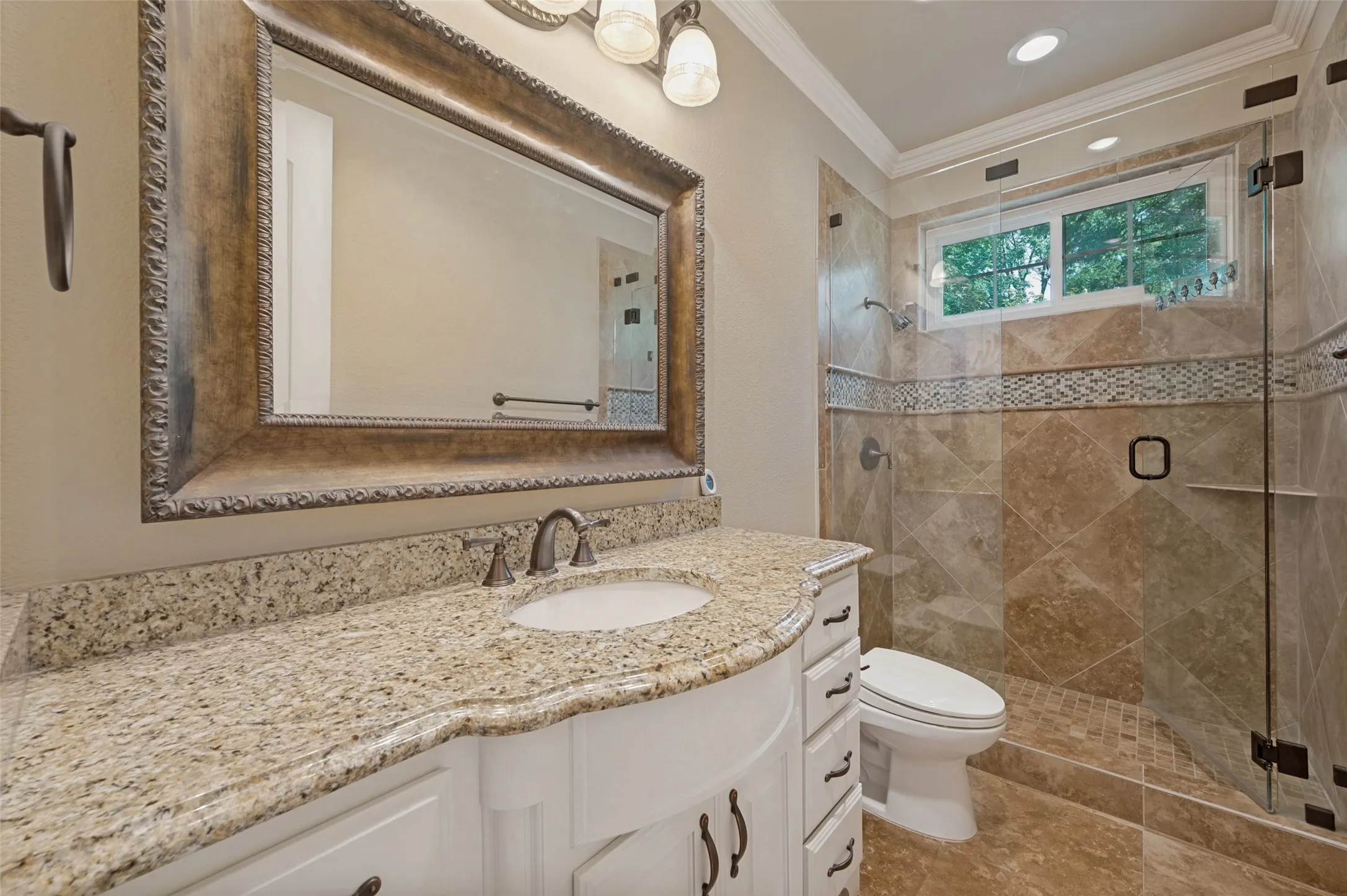 Single Family Residence For Sale in Dallas County , 3785 Park Place, Addison, Texas 75001, 3 Bedroom, 3 Bathroom, 2 Garage spaces, 2,278 Sqft, built in 1994, mls#21348039, Real Estate Agent in Addison, Homes For Sale in Dallas county, Homes For Sale in Addison, Realtor in Addison Texas, Real Estate Brokerage Independent Realty Texas, Luminita Cordes Realtor