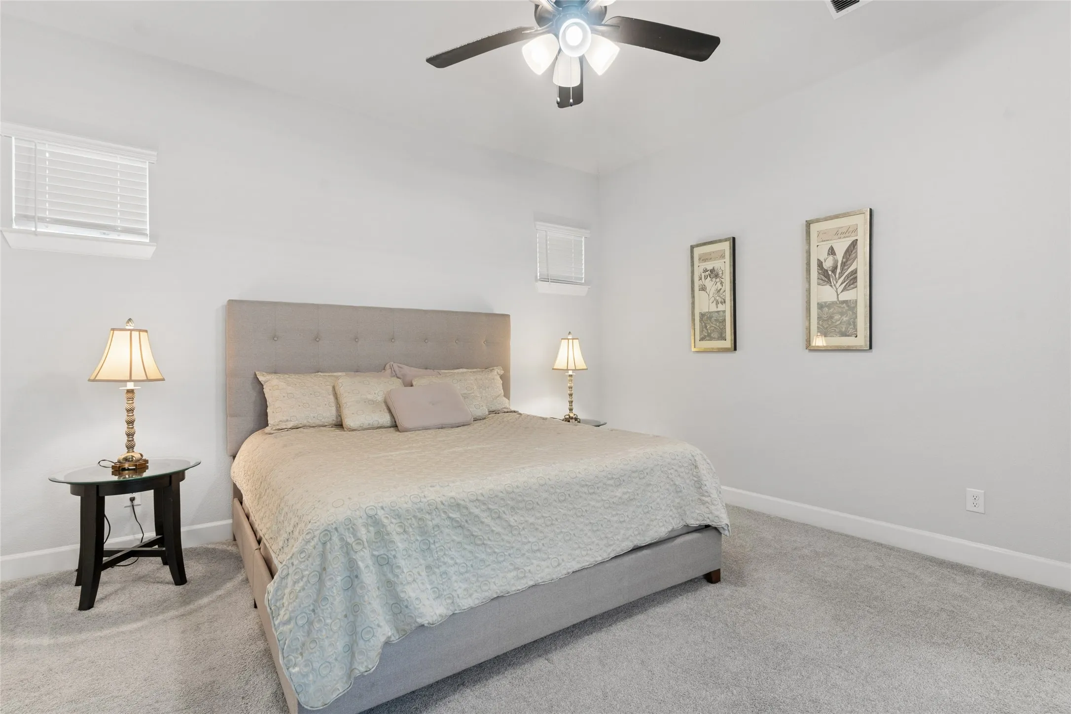 Single Family Residence For Sale in Tarrant County , 1505 Rose Willow Way, Arlington, Texas 76005, 3 Bedroom, 3 Bathroom, 2 Garage spaces, 2,321 Sqft, built in 2021, mls#21348078, Real Estate Agent in Arlington, Homes For Sale in Tarrant county, Homes For Sale in Arlington, Realtor in Arlington Texas, Real Estate Brokerage Independent Realty Texas, Luminita Cordes Realtor