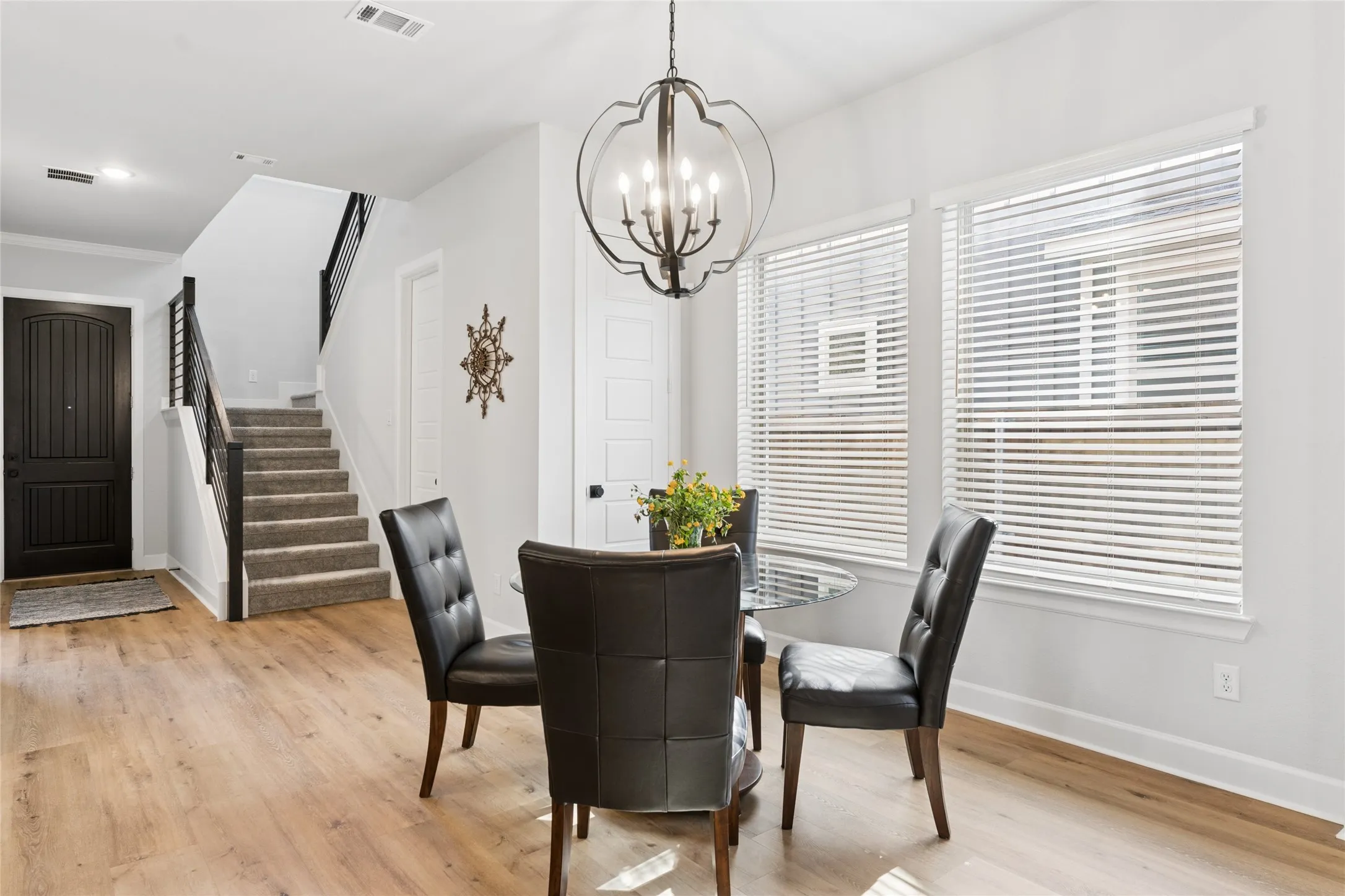 Single Family Residence For Sale in Tarrant County , 1505 Rose Willow Way, Arlington, Texas 76005, 3 Bedroom, 3 Bathroom, 2 Garage spaces, 2,321 Sqft, built in 2021, mls#21348078, Real Estate Agent in Arlington, Homes For Sale in Tarrant county, Homes For Sale in Arlington, Realtor in Arlington Texas, Real Estate Brokerage Independent Realty Texas, Luminita Cordes Realtor