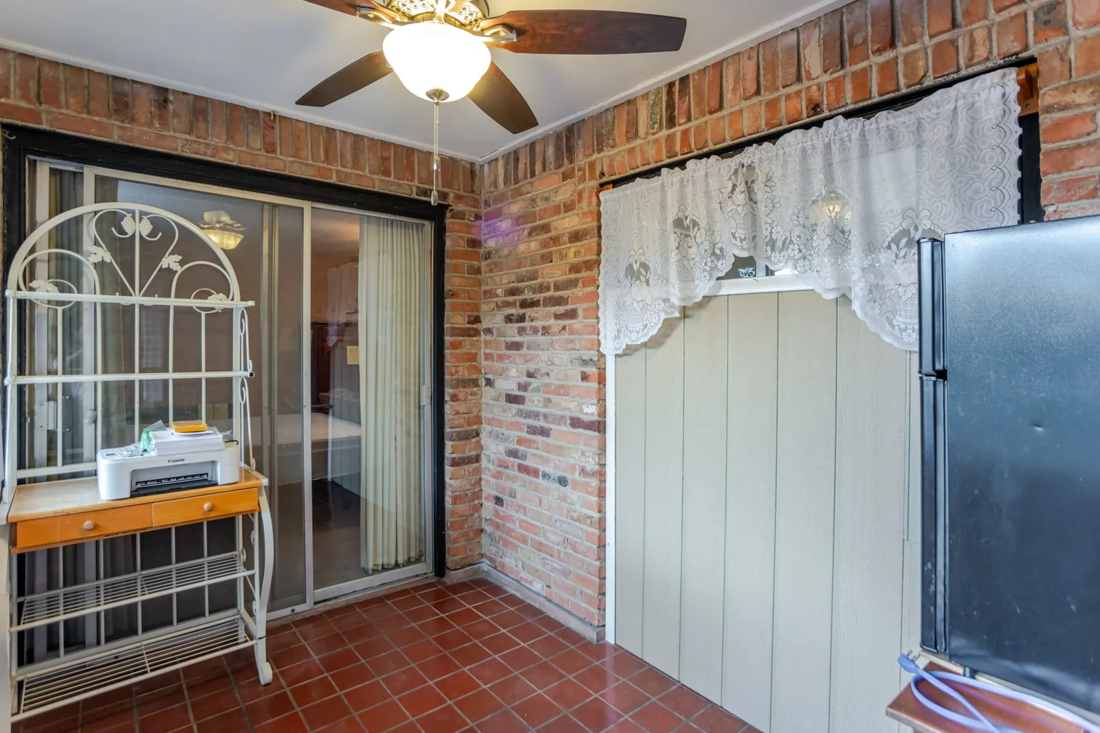 Unique 4 season sunroom