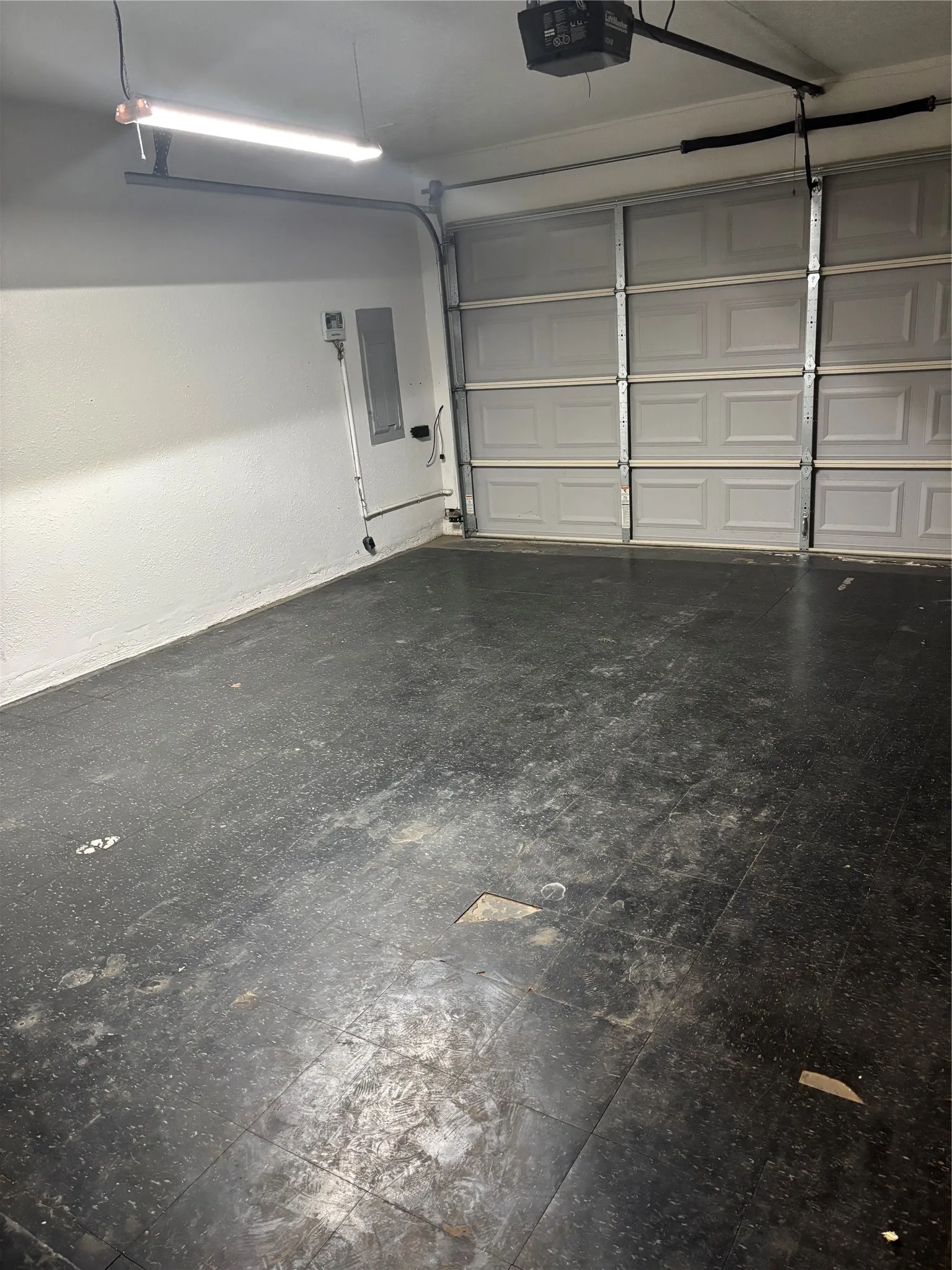 Single Family Residence For Sale in Collin County , 1600 Mountain Side Drive, Allen, Texas 75002, 3 Bedroom, 2 Bathroom, 2 Garage spaces, 1,410 Sqft, built in 1986, mls#21347538, Real Estate Agent in Allen, Homes For Sale in Collin county, Homes For Sale in Allen, Realtor in Allen Texas, Real Estate Brokerage Independent Realty Texas, Luminita Cordes Realtor