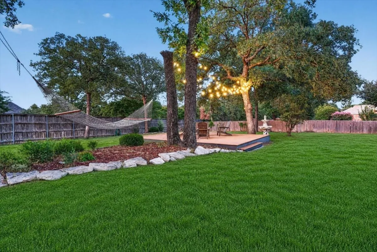 Single Family Residence For Sale in Tarrant County , 1845 Summer Lane, Keller, Texas 76262, 4 Bedroom, 4 Bathroom, 2 Garage spaces, 3,207 Sqft, built in 1983, mls#21348023, Real Estate Agent in Keller, Homes For Sale in Tarrant county, Homes For Sale in Keller, Realtor in Keller Texas, Real Estate Brokerage Independent Realty Texas, Luminita Cordes Realtor