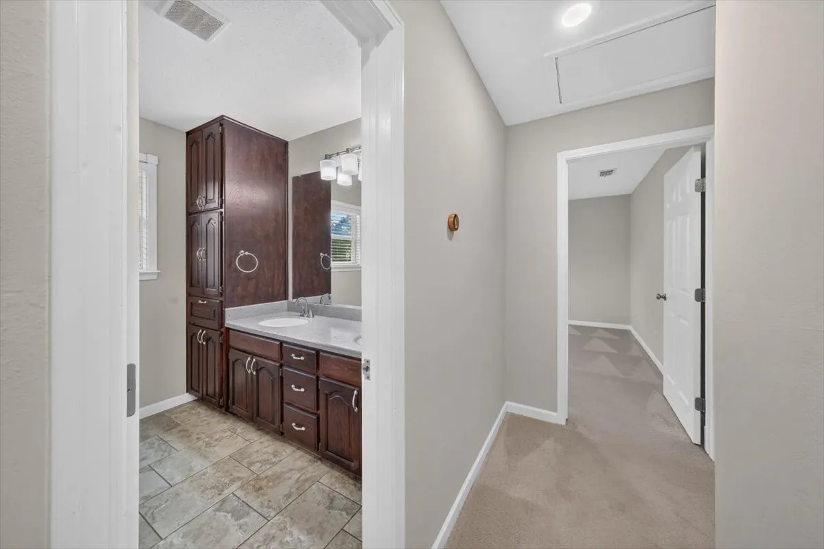 Single Family Residence For Sale in Tarrant County , 1845 Summer Lane, Keller, Texas 76262, 4 Bedroom, 4 Bathroom, 2 Garage spaces, 3,207 Sqft, built in 1983, mls#21348023, Real Estate Agent in Keller, Homes For Sale in Tarrant county, Homes For Sale in Keller, Realtor in Keller Texas, Real Estate Brokerage Independent Realty Texas, Luminita Cordes Realtor
