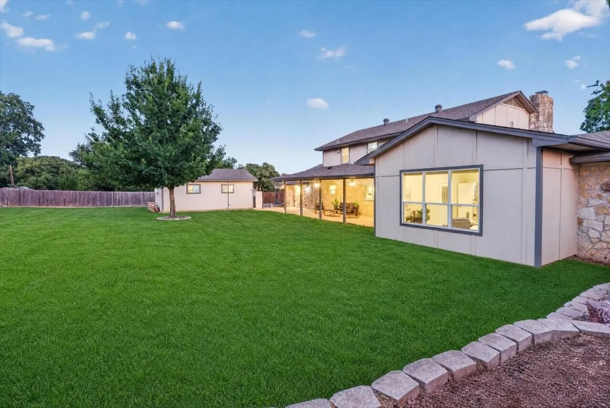 Single Family Residence For Sale in Tarrant County , 1845 Summer Lane, Keller, Texas 76262, 4 Bedroom, 4 Bathroom, 2 Garage spaces, 3,207 Sqft, built in 1983, mls#21348023, Real Estate Agent in Keller, Homes For Sale in Tarrant county, Homes For Sale in Keller, Realtor in Keller Texas, Real Estate Brokerage Independent Realty Texas, Luminita Cordes Realtor