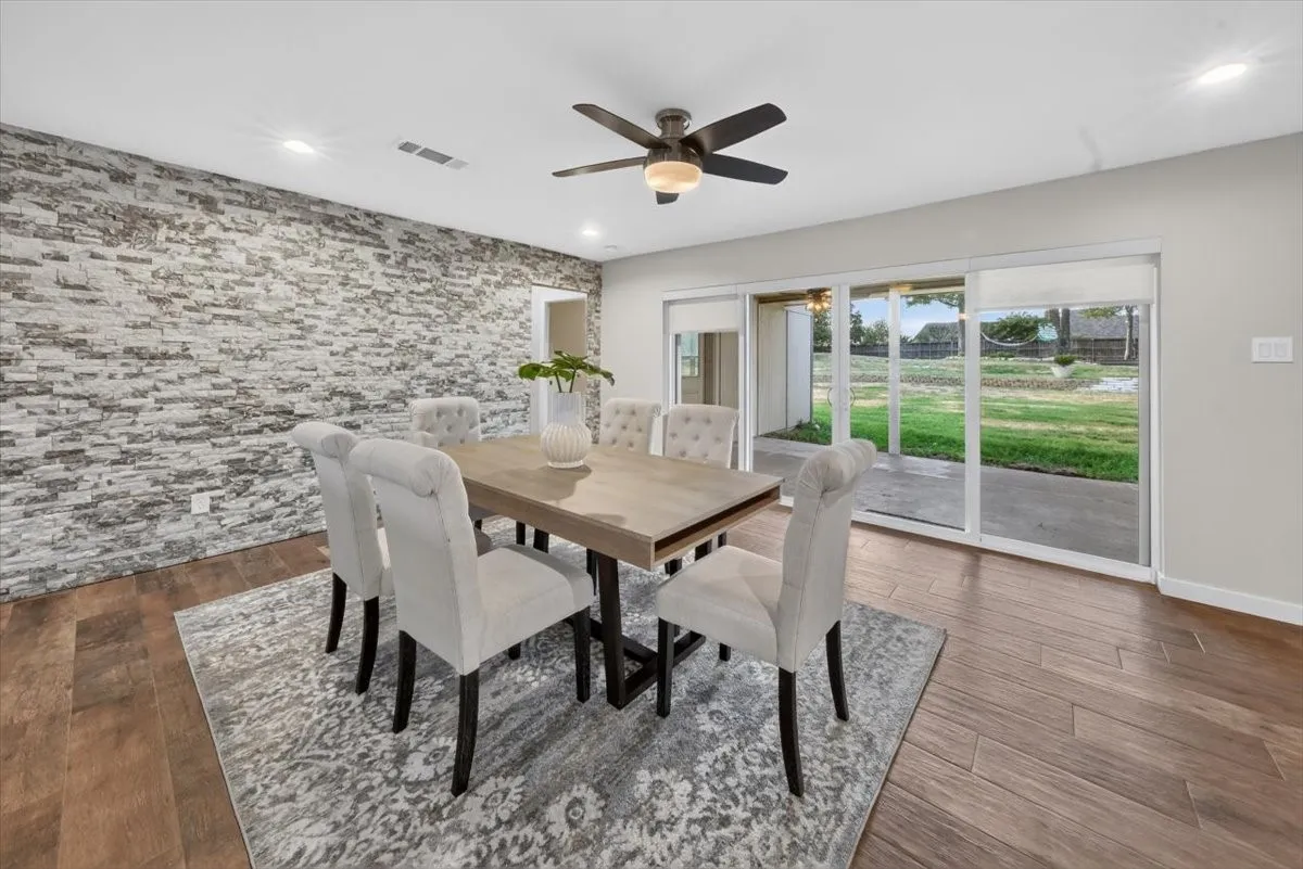 Single Family Residence For Sale in Tarrant County , 1845 Summer Lane, Keller, Texas 76262, 4 Bedroom, 4 Bathroom, 2 Garage spaces, 3,207 Sqft, built in 1983, mls#21348023, Real Estate Agent in Keller, Homes For Sale in Tarrant county, Homes For Sale in Keller, Realtor in Keller Texas, Real Estate Brokerage Independent Realty Texas, Luminita Cordes Realtor